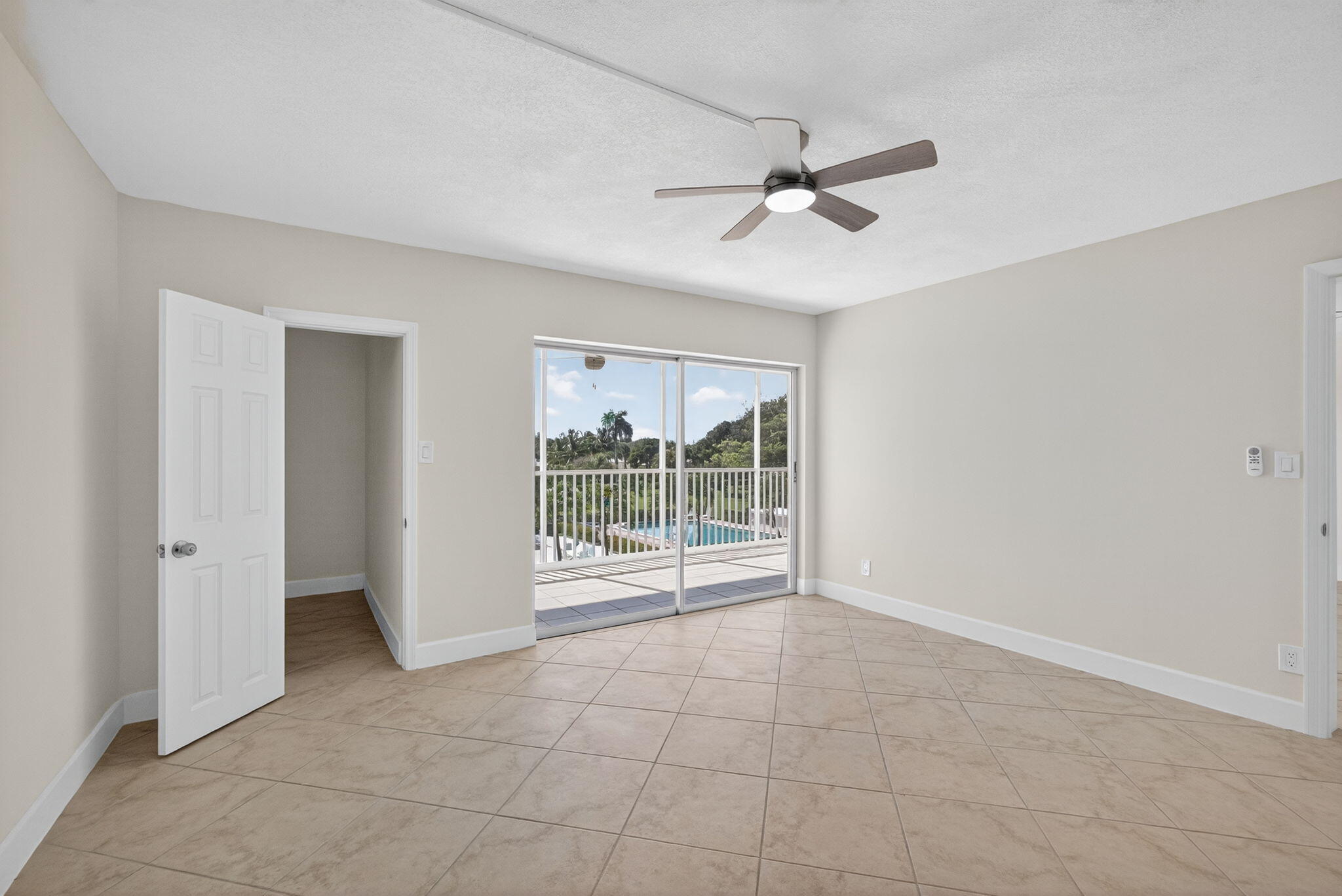 100 Waterway Road A304 Property Photo 23