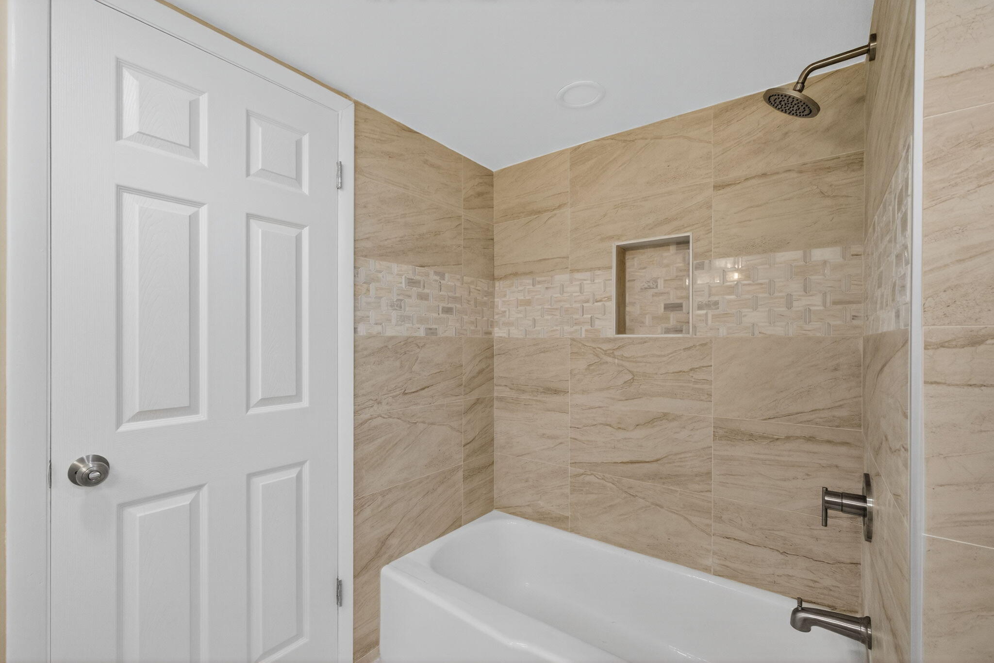 100 Waterway Road A304 Property Photo 29