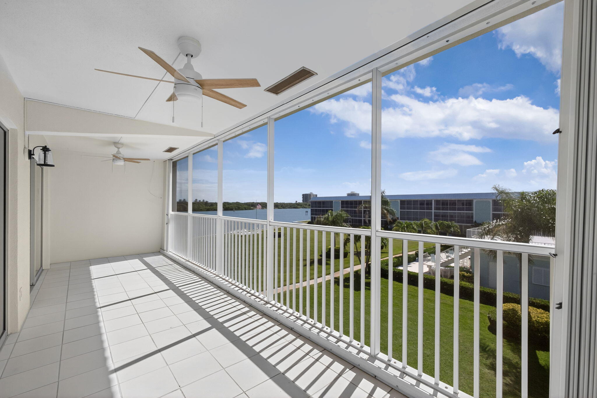 100 Waterway Road A304 Property Photo 37