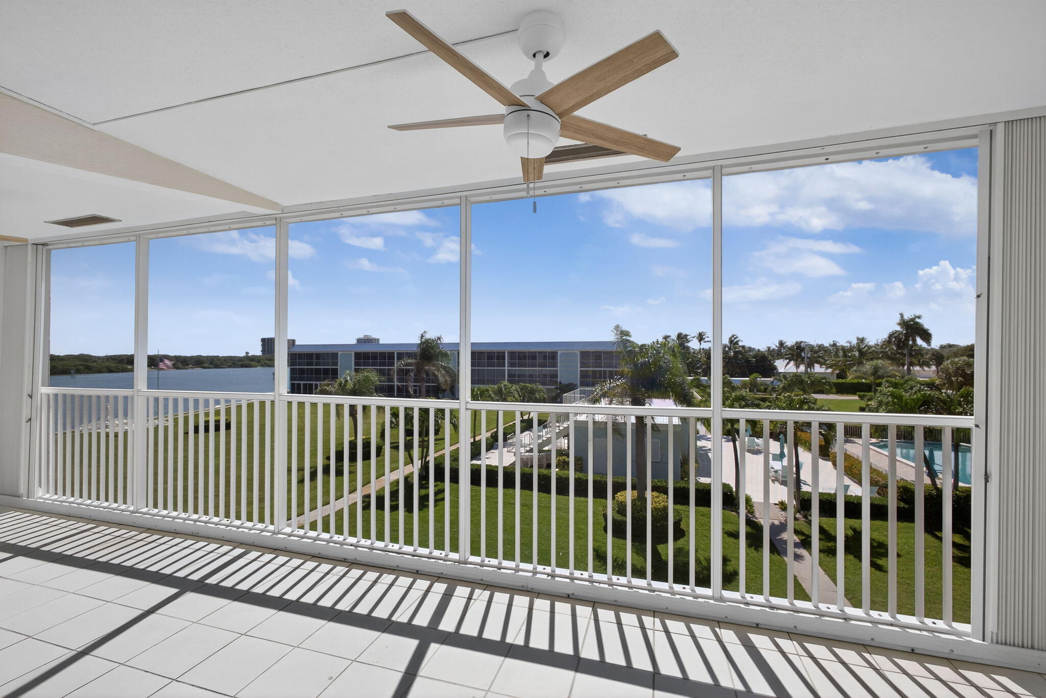 100 Waterway Road A304 Property Photo 43