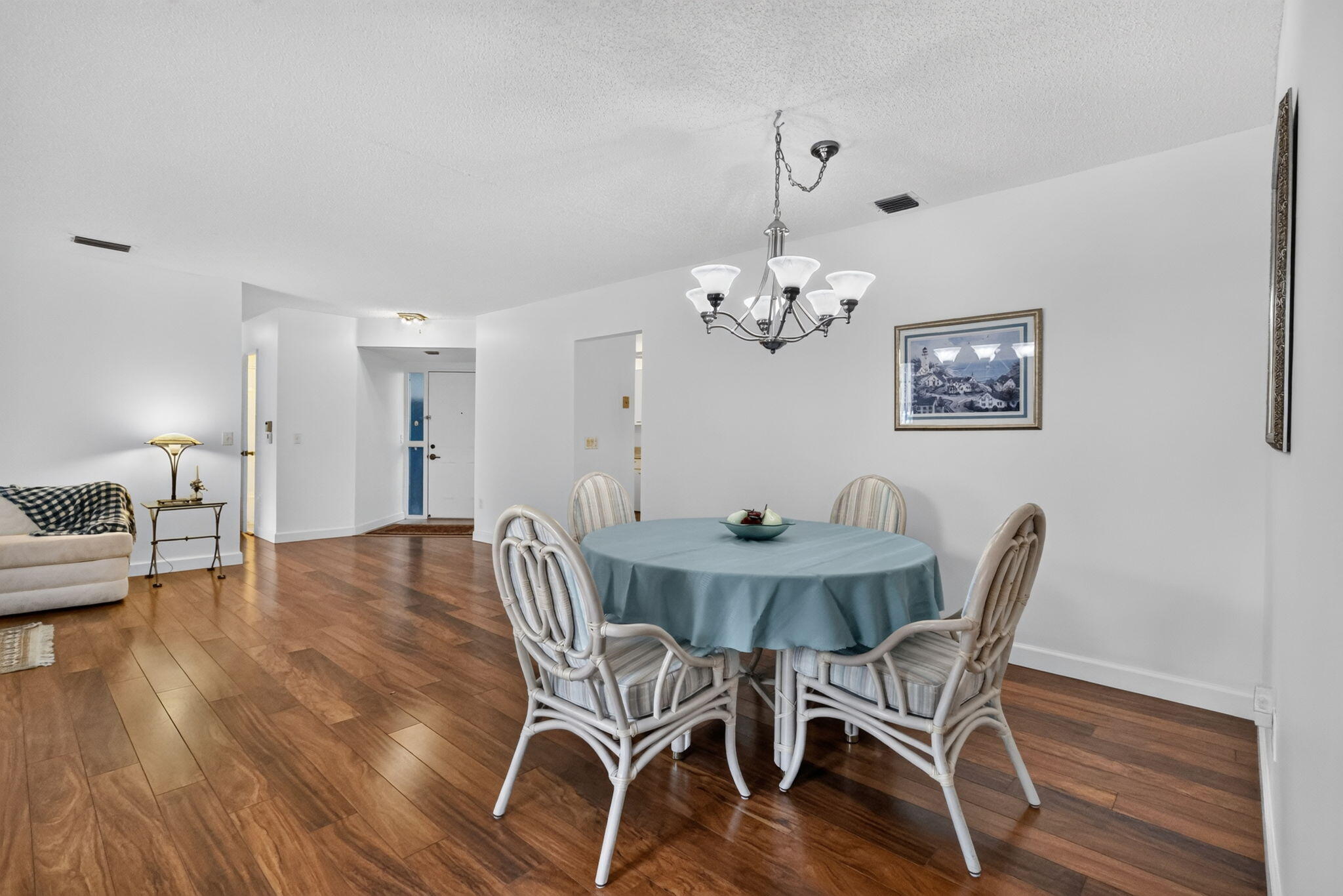 5135 Floria Drive G Property Photo 10