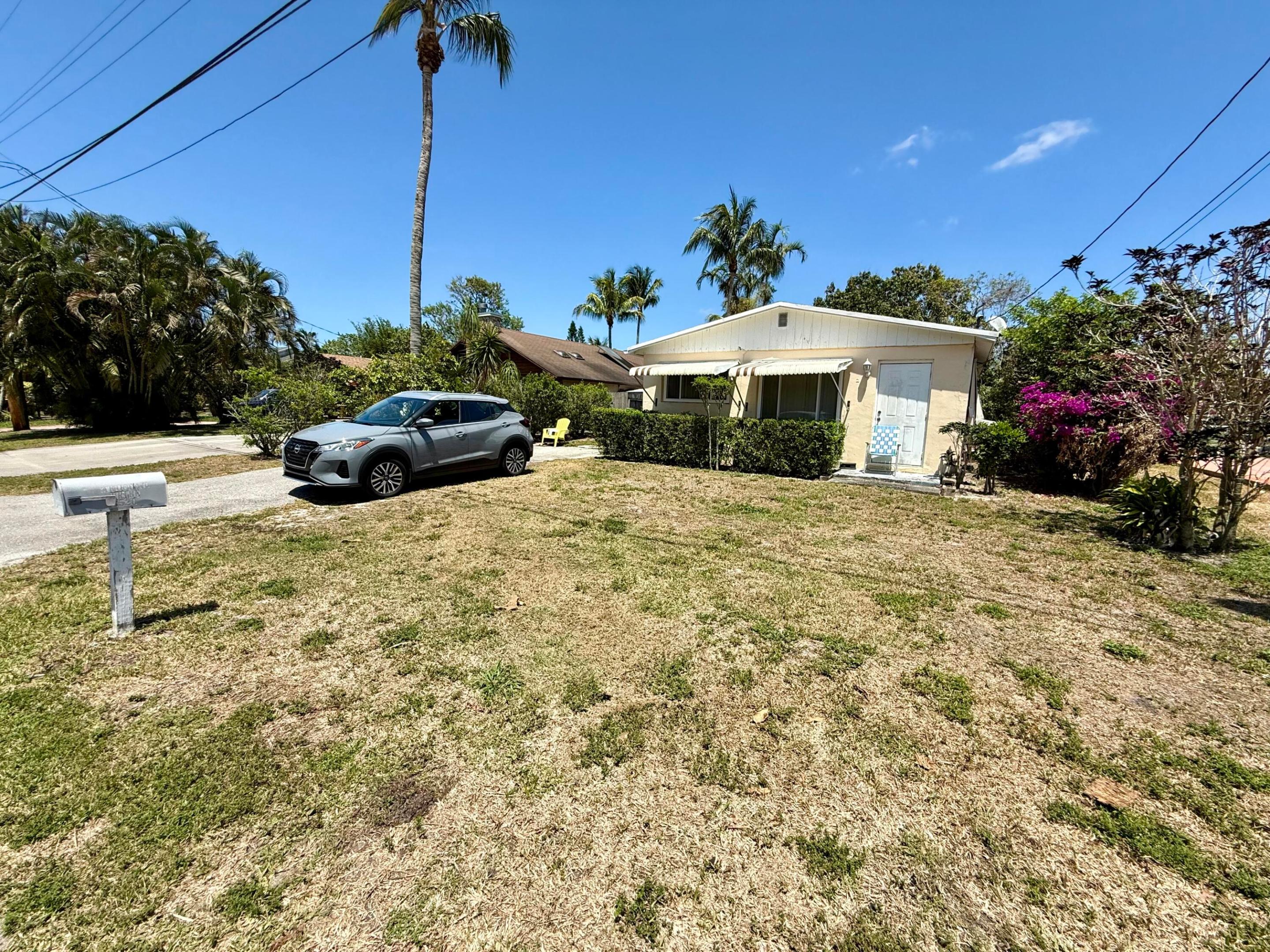 3520 Suncrest Road Property Photo 10