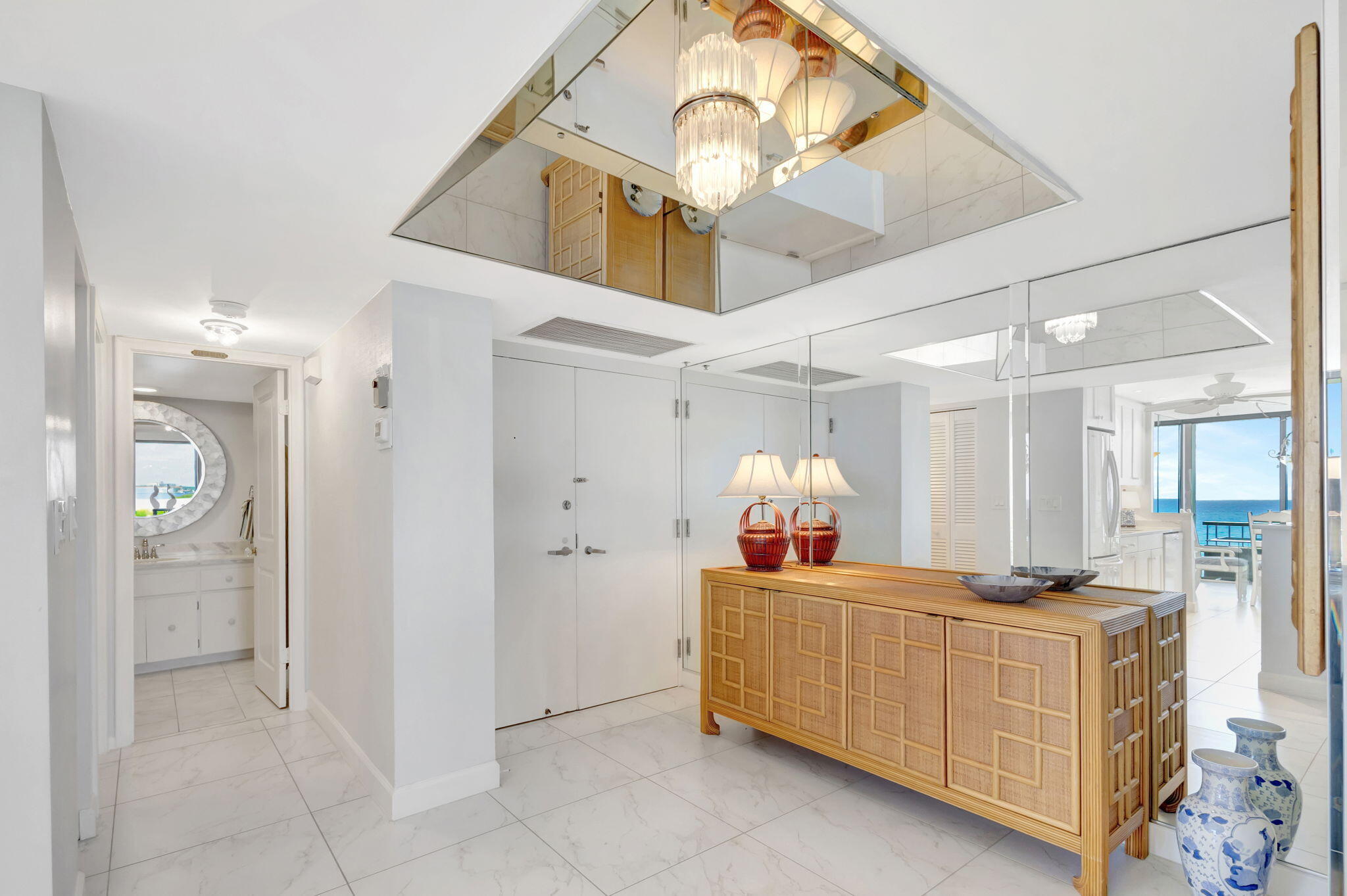 5550 N Ocean Drive 7-c Property Photo 3