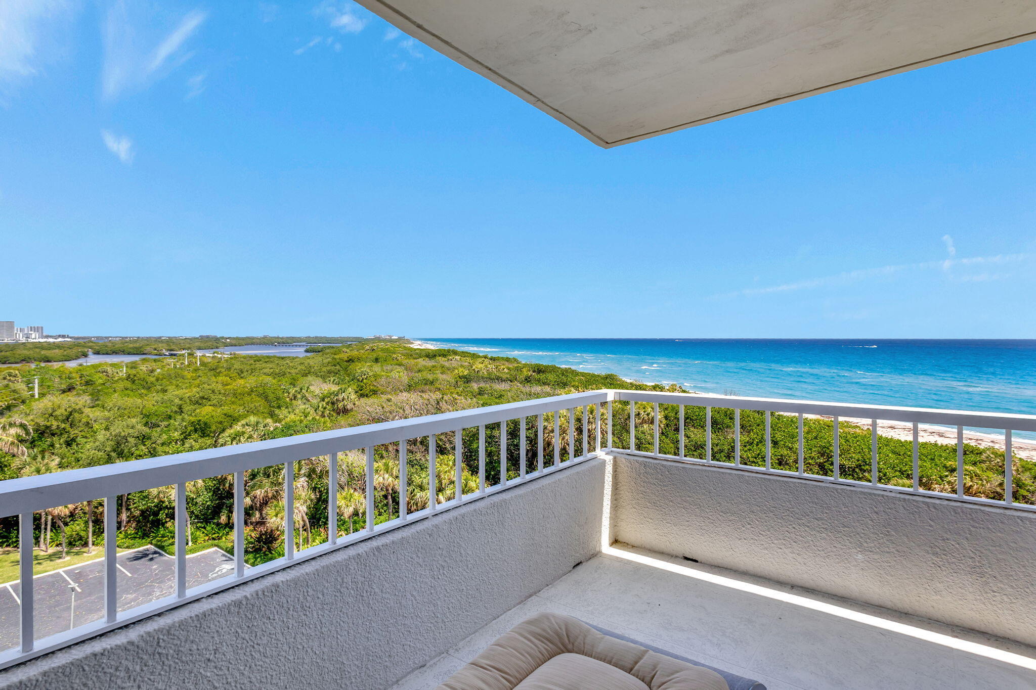 5550 N Ocean Drive 7-c Property Photo 4