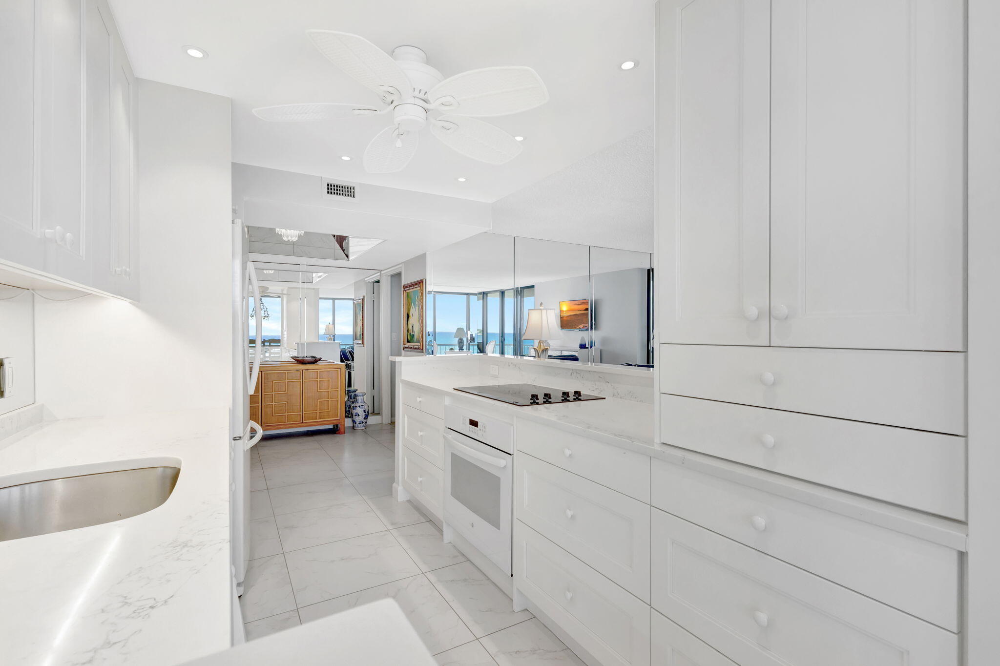 5550 N Ocean Drive 7-c Property Photo 10