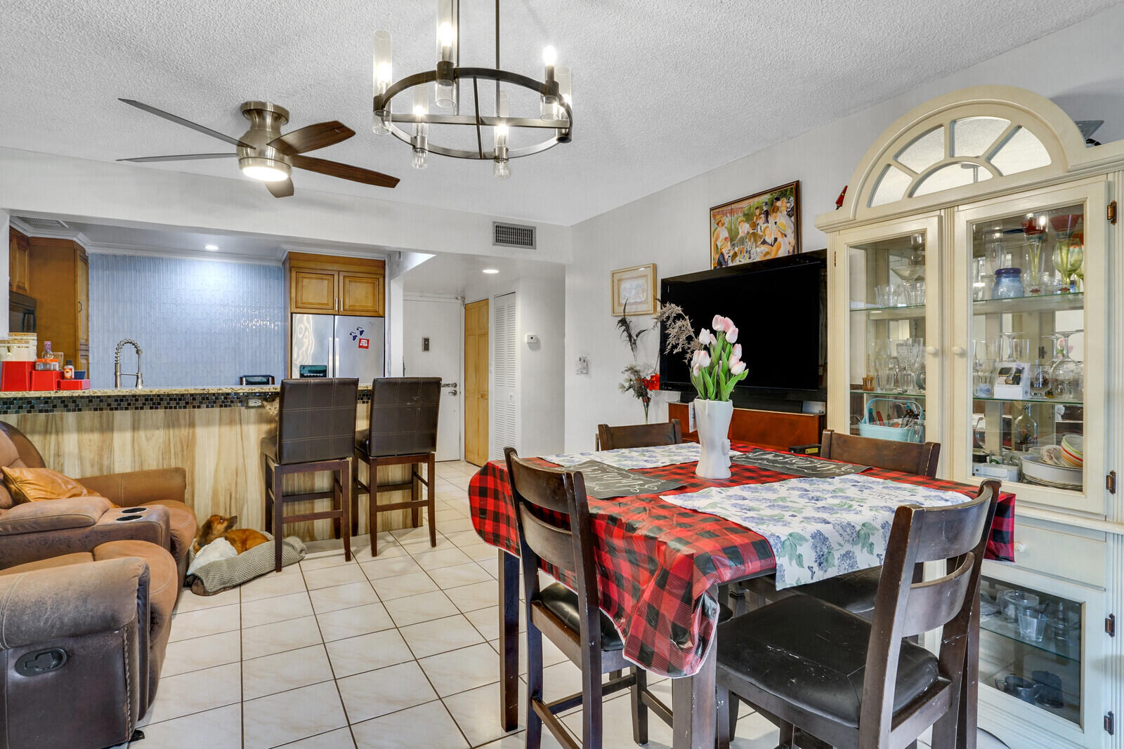 4364 Nw 9th Avenue 16-3d Property Photo 8