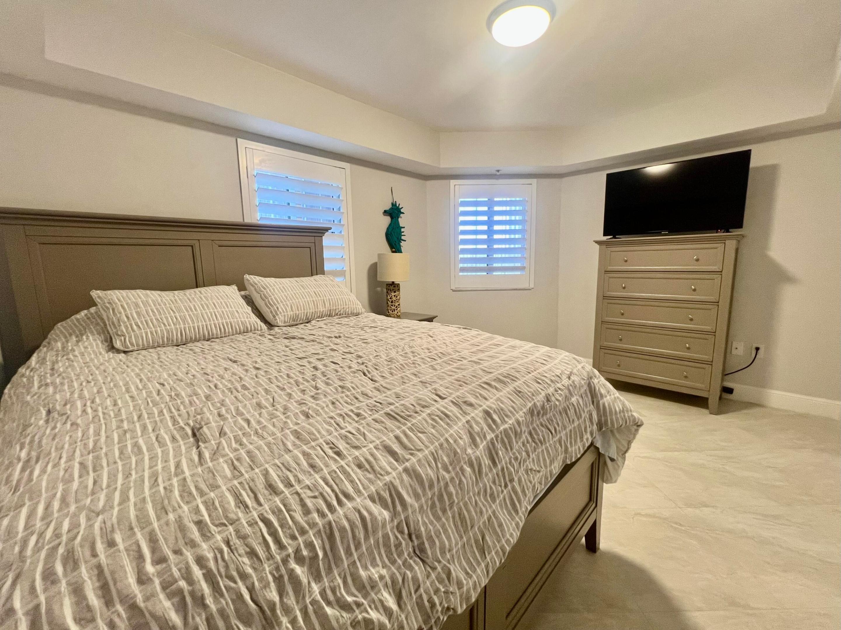 3880 N Highway A1a 604 Property Photo 31