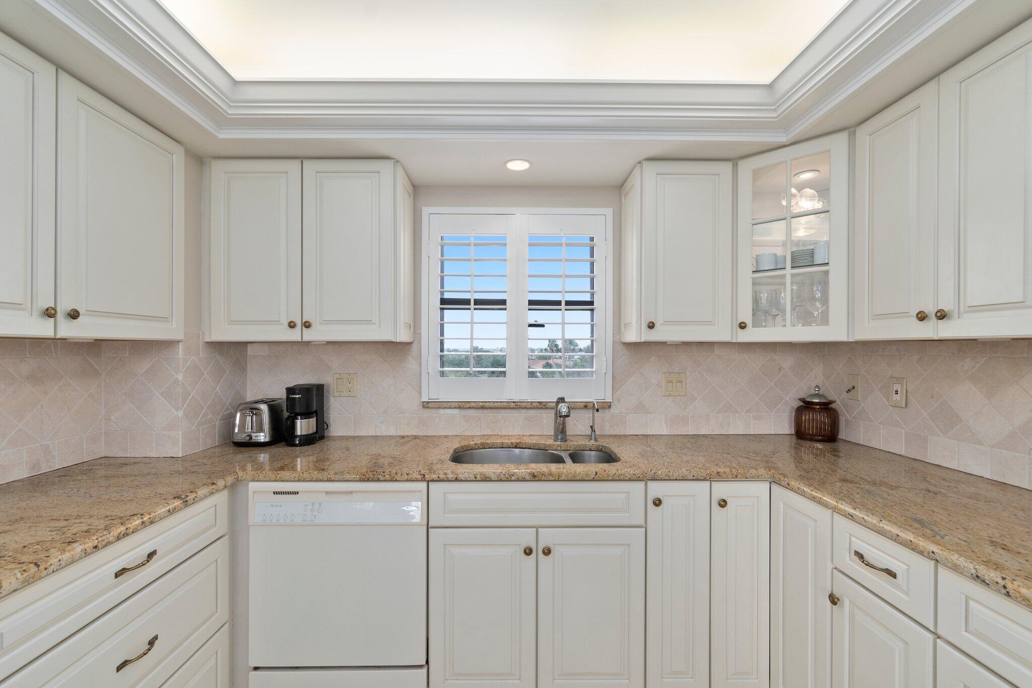 3100 N Highway A1a 506 Property Photo 16