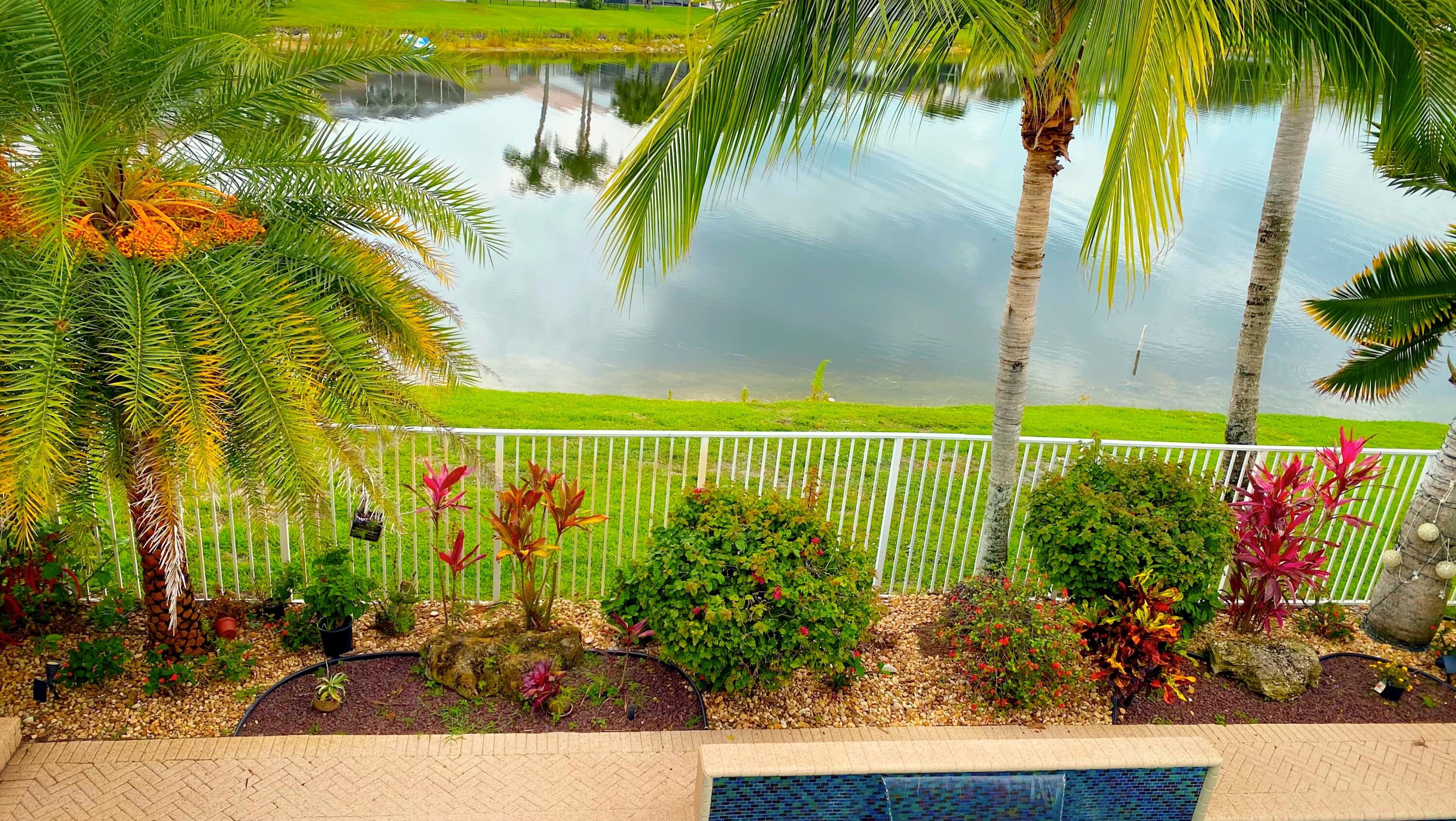 6489 Marbletree Lane Property Photo 13