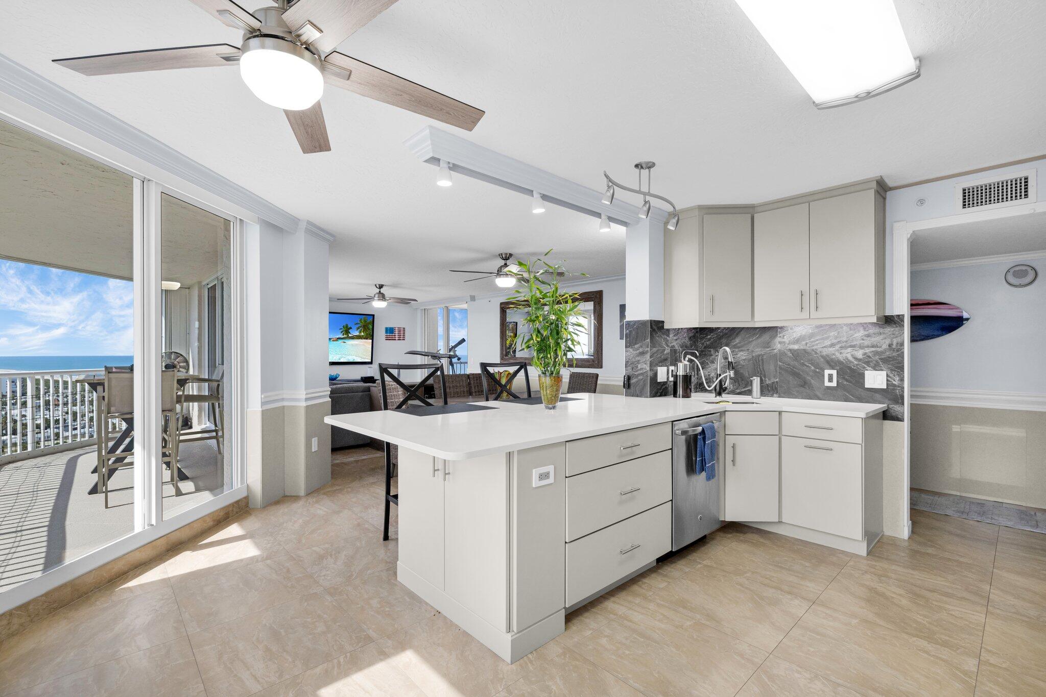 5049 N Highway A1a 1905 Property Photo 6