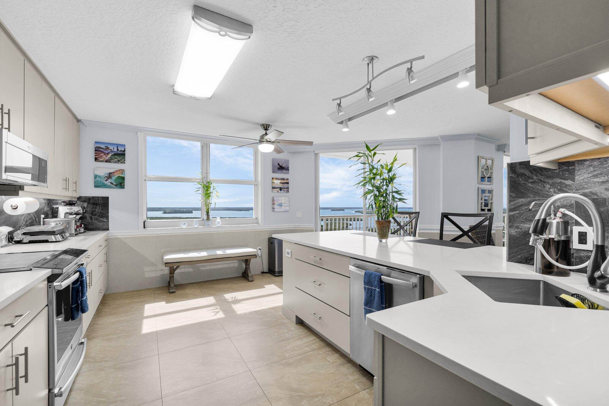 5049 N Highway A1a 1905 Property Photo 7