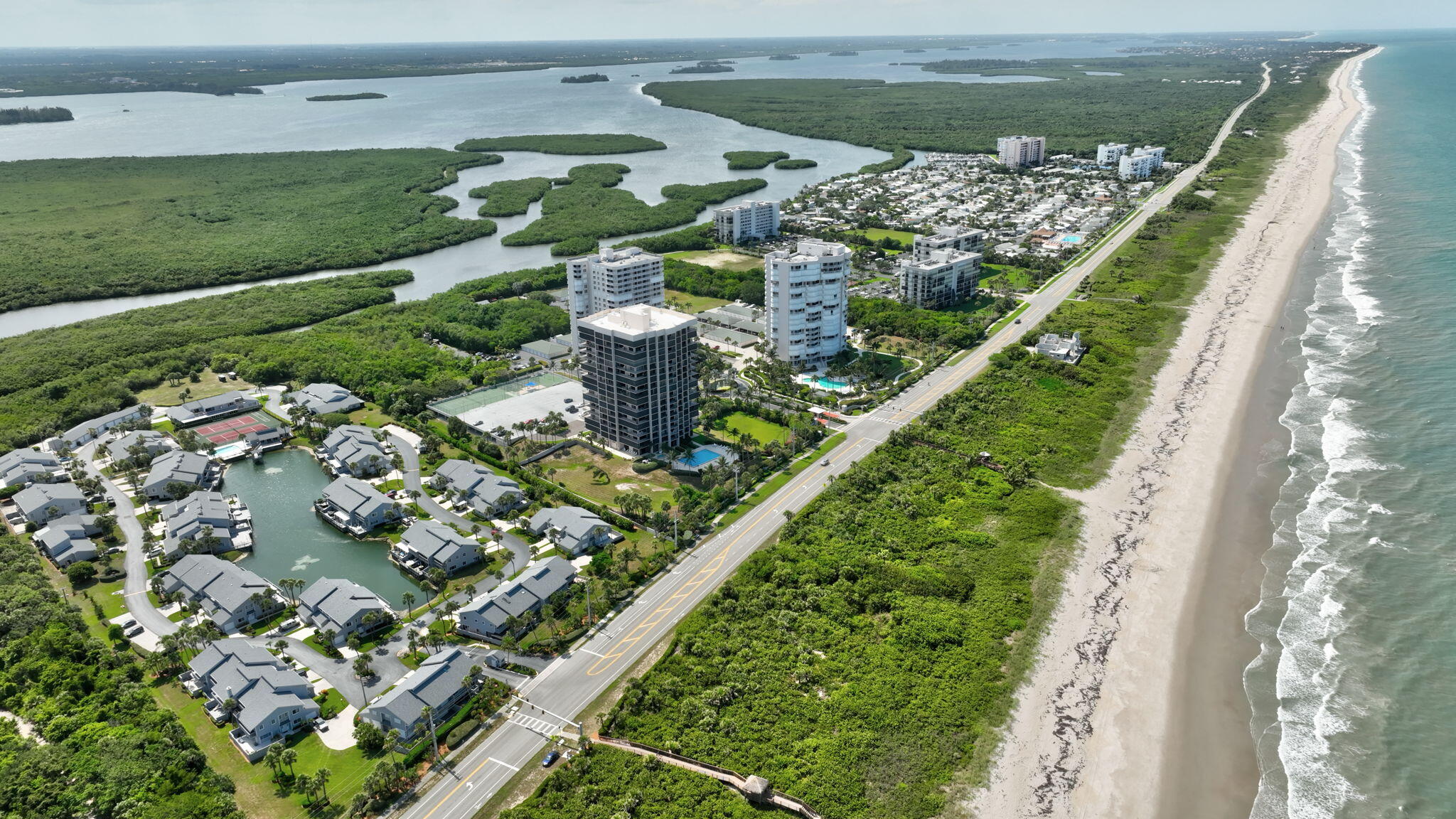 5049 N Highway A1a 1905 Property Photo 49