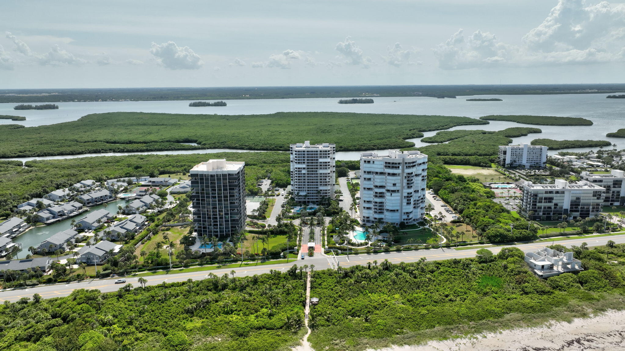 5049 N Highway A1a 1905 Property Photo 50