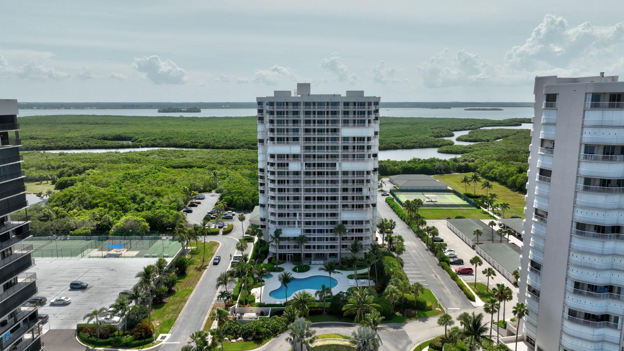 5049 N Highway A1a 1905 Property Photo 52