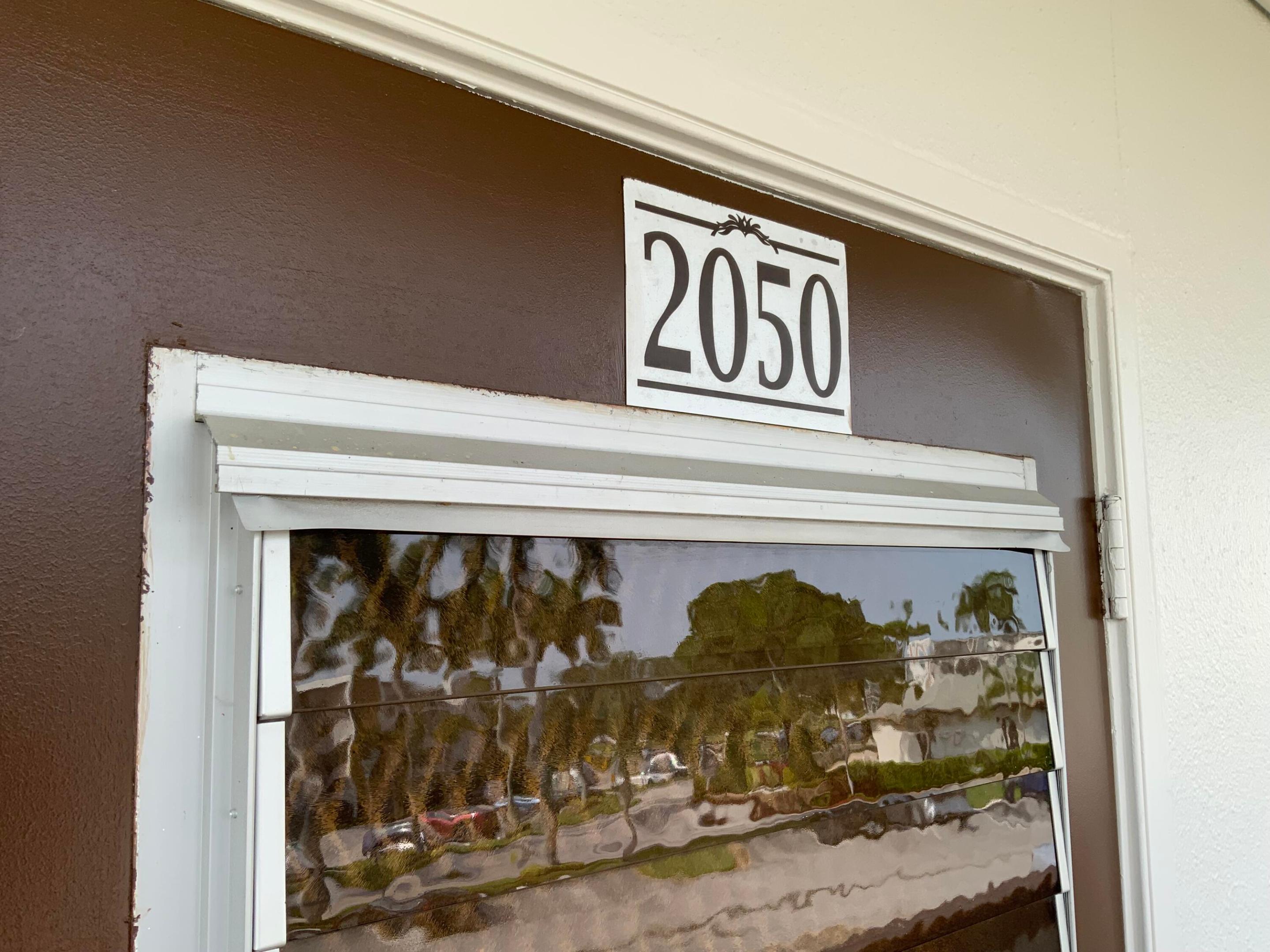 2050 Hythe C Property Photo 1