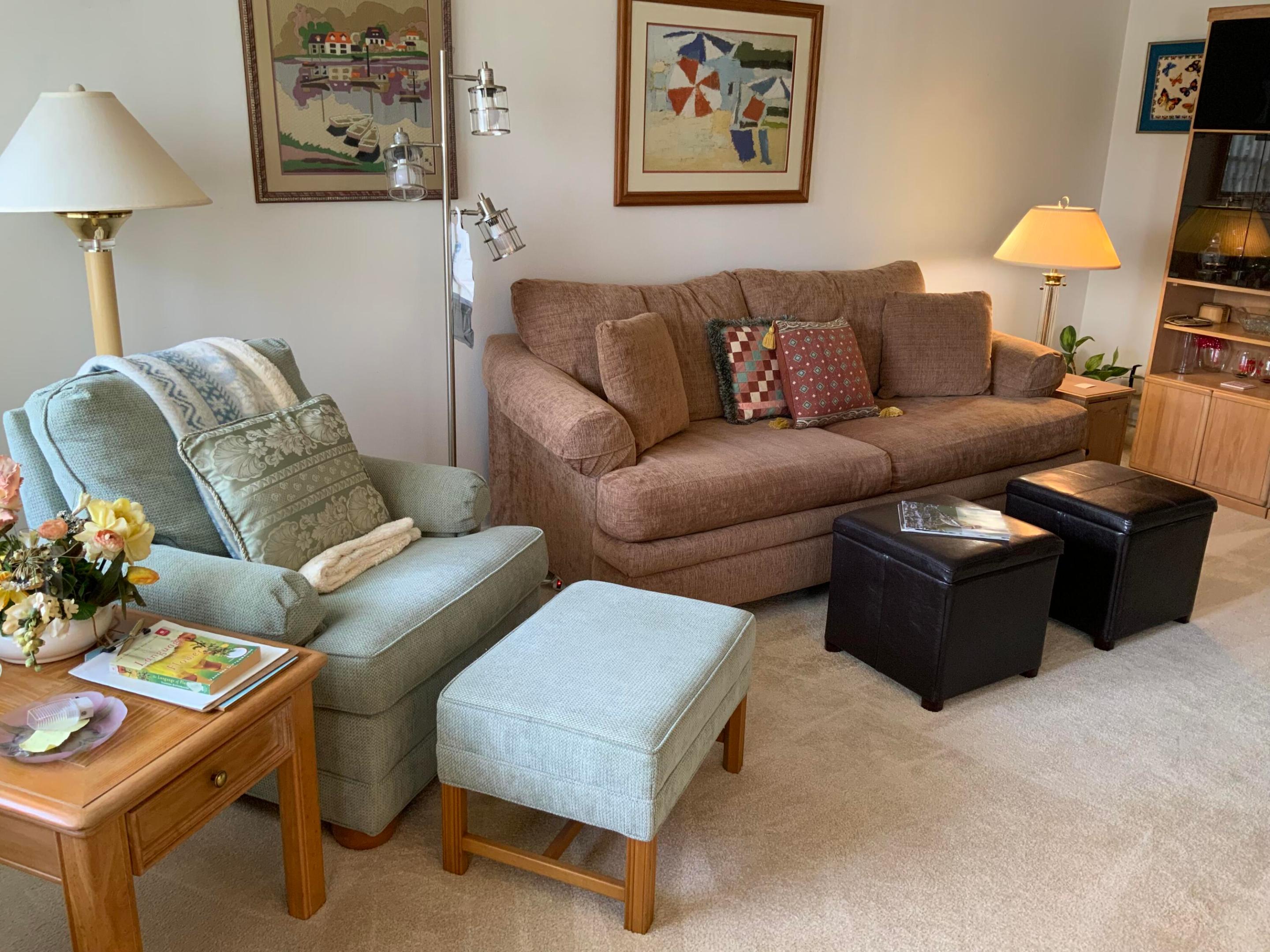 2050 Hythe C Property Photo 20