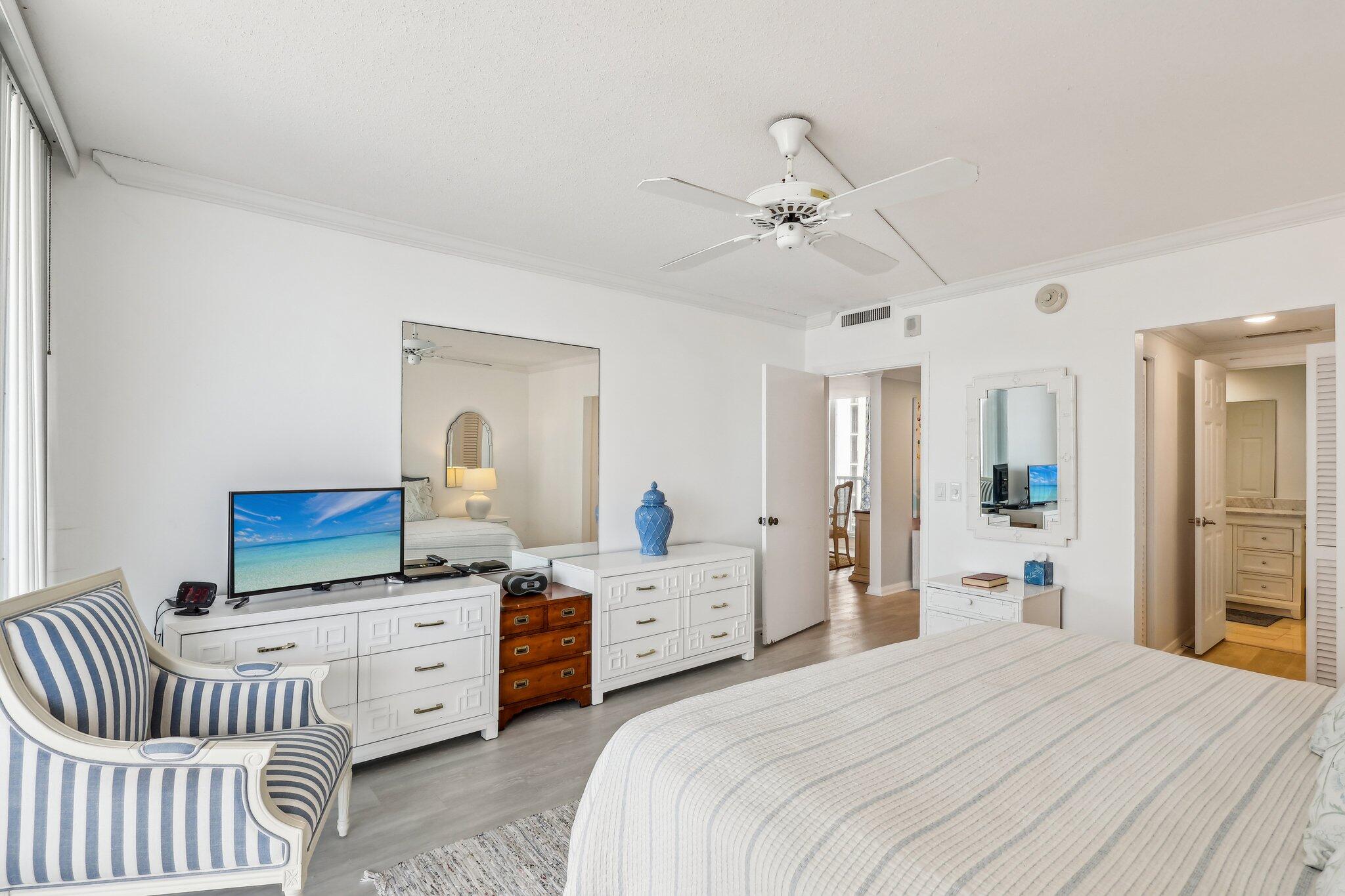5400 N Ocean Drive E Pha Property Photo 16
