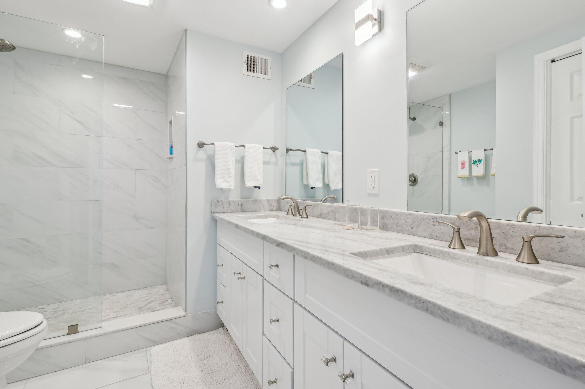 5400 N Ocean Drive E Pha Property Photo 24