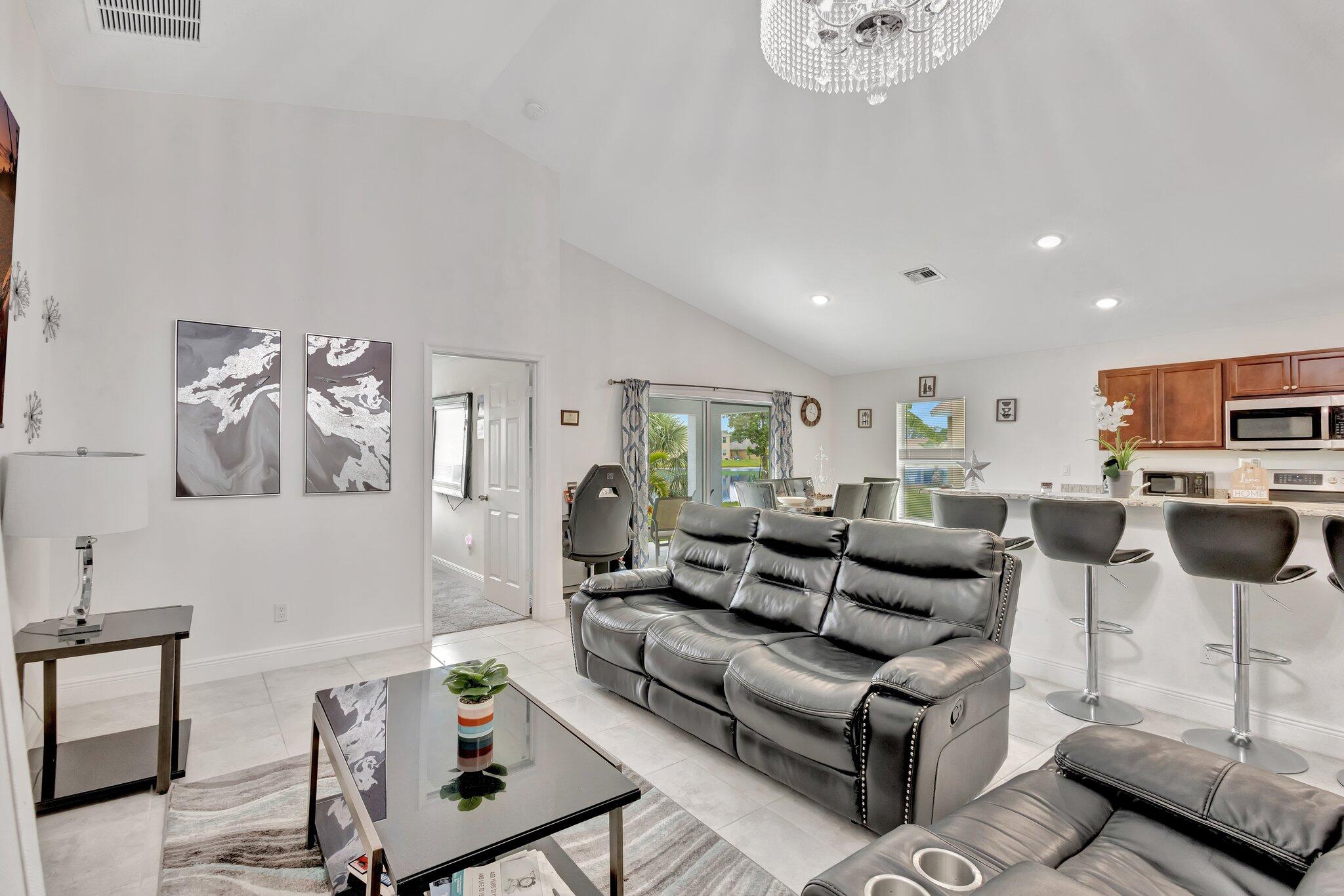 9709 Starboard Drive Property Photo 11