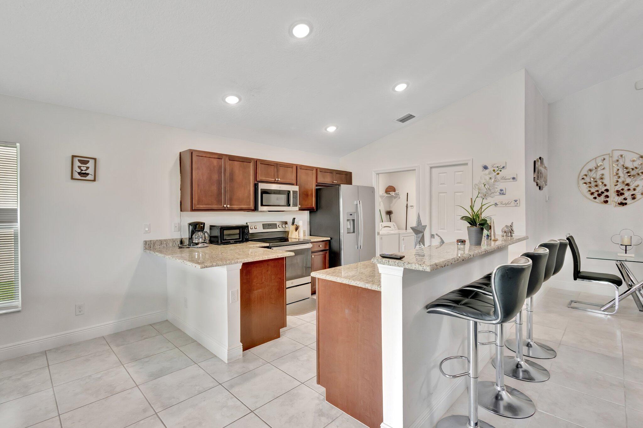 9709 Starboard Drive Property Photo 14