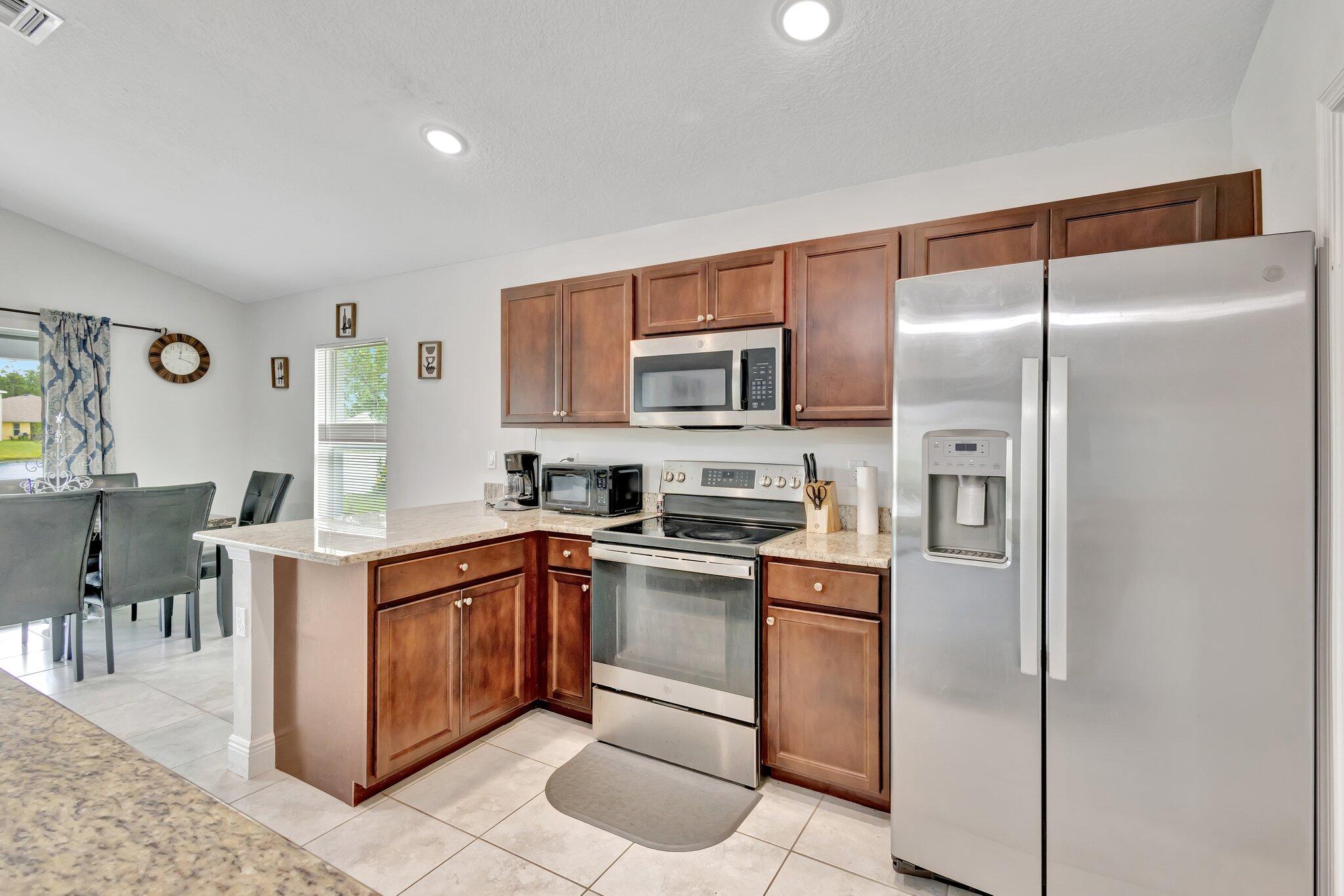 9709 Starboard Drive Property Photo 18