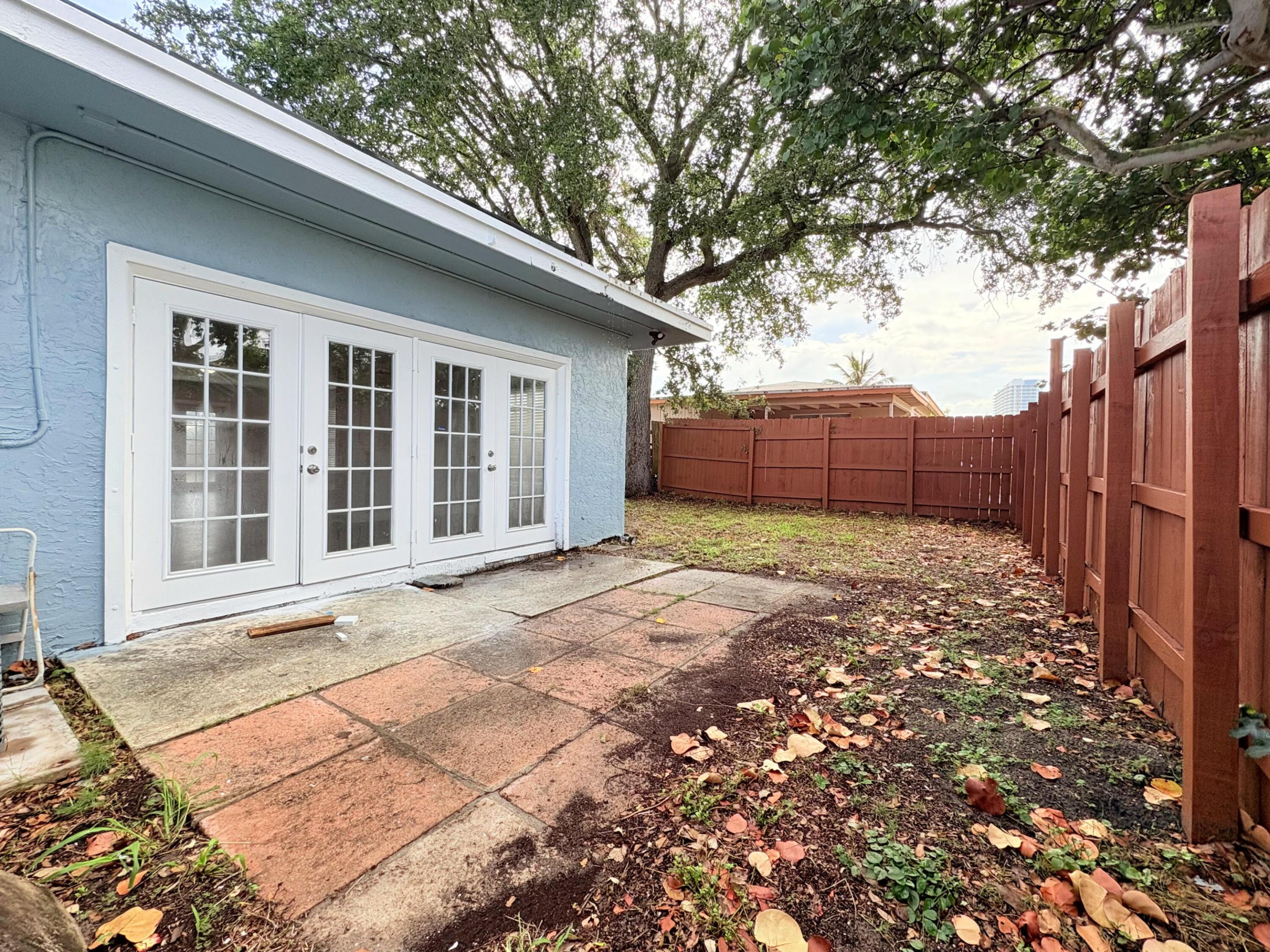 307 4th Street Property Photo 4