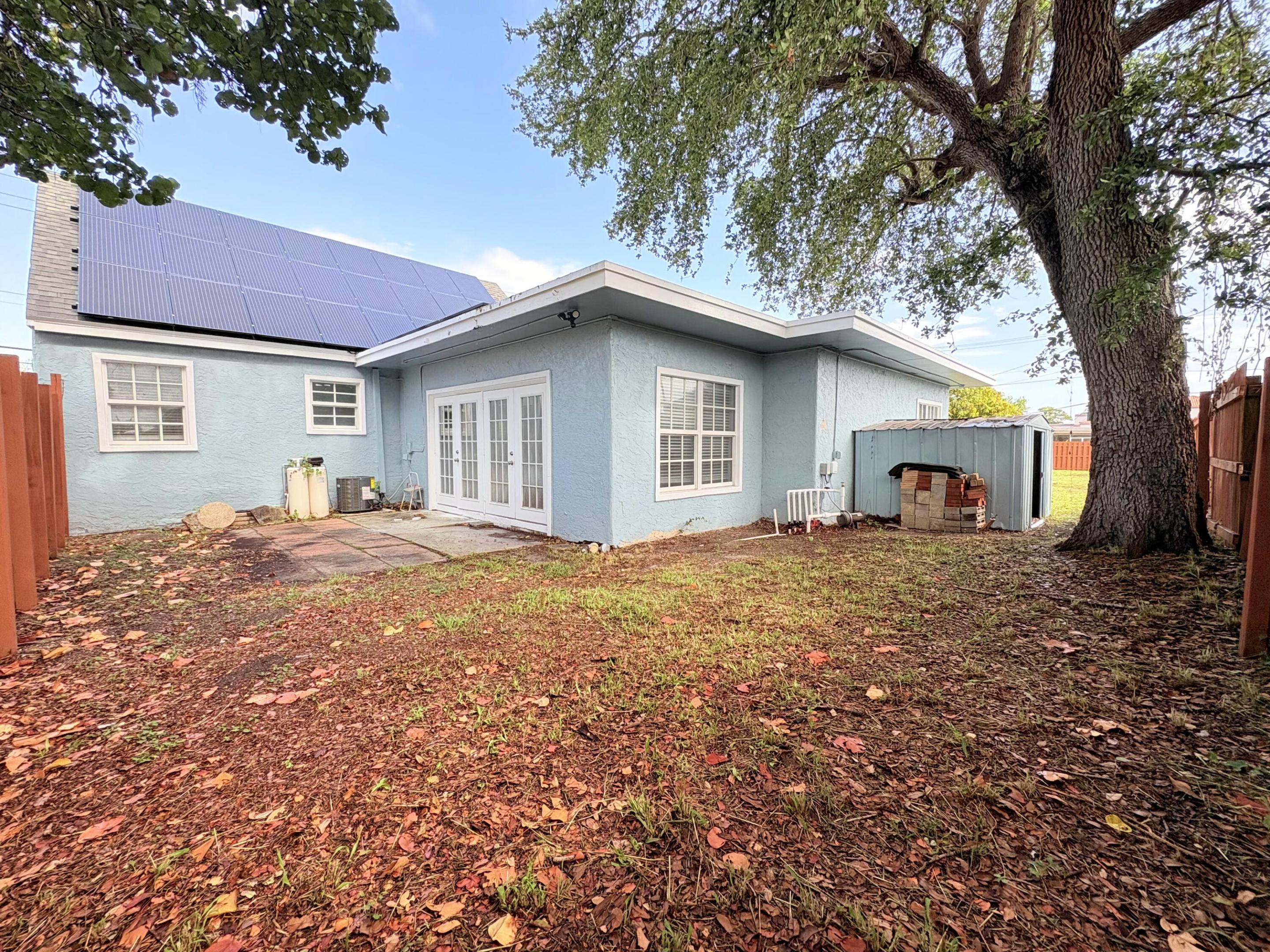 307 4th Street Property Photo 5