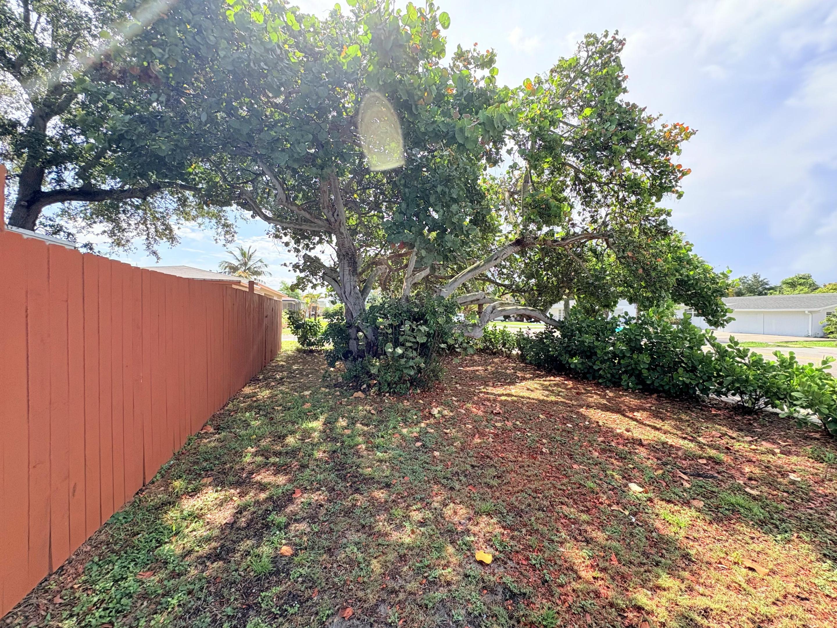 307 4th Street Property Photo 10