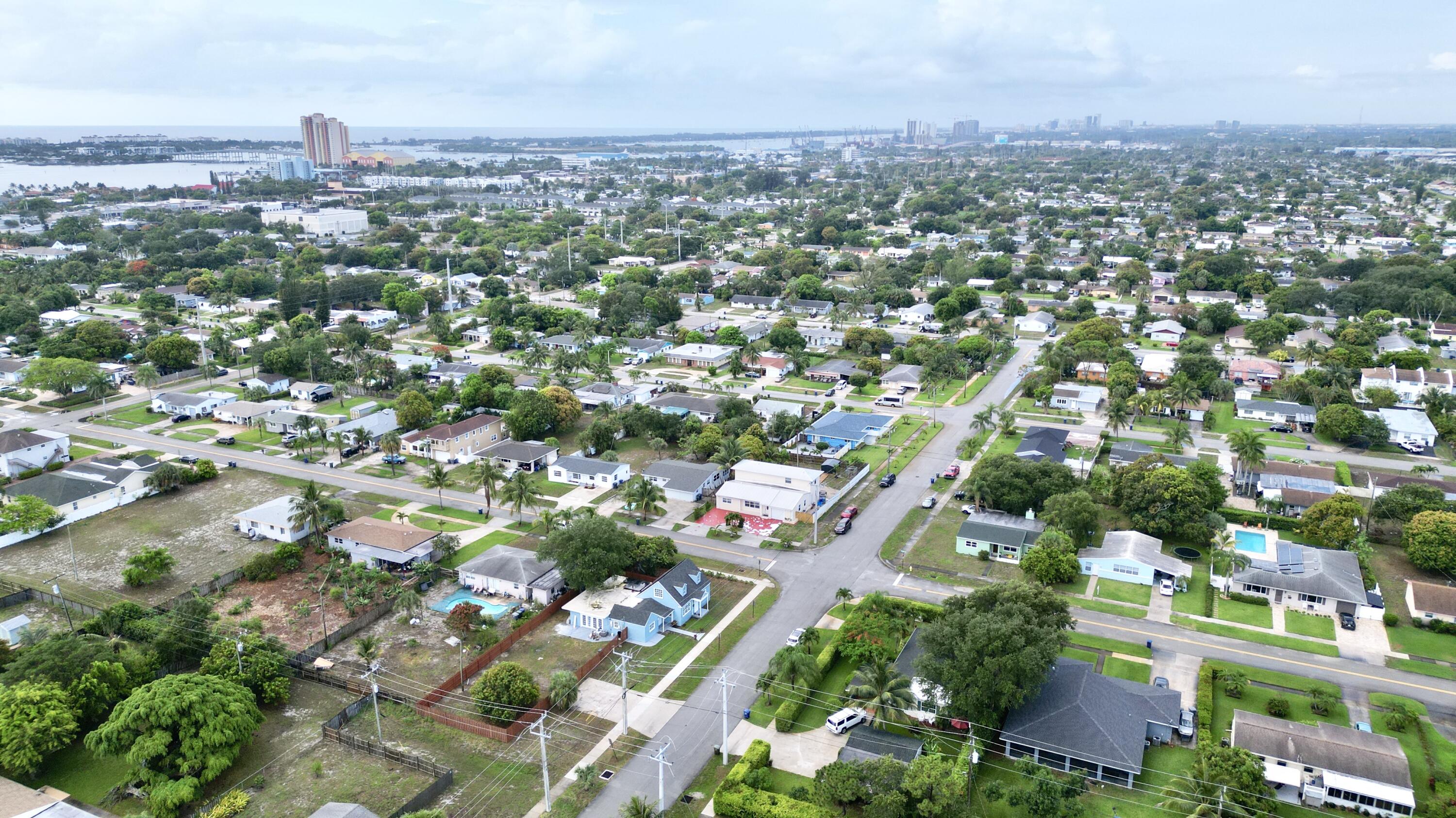 307 4th Street Property Photo 19