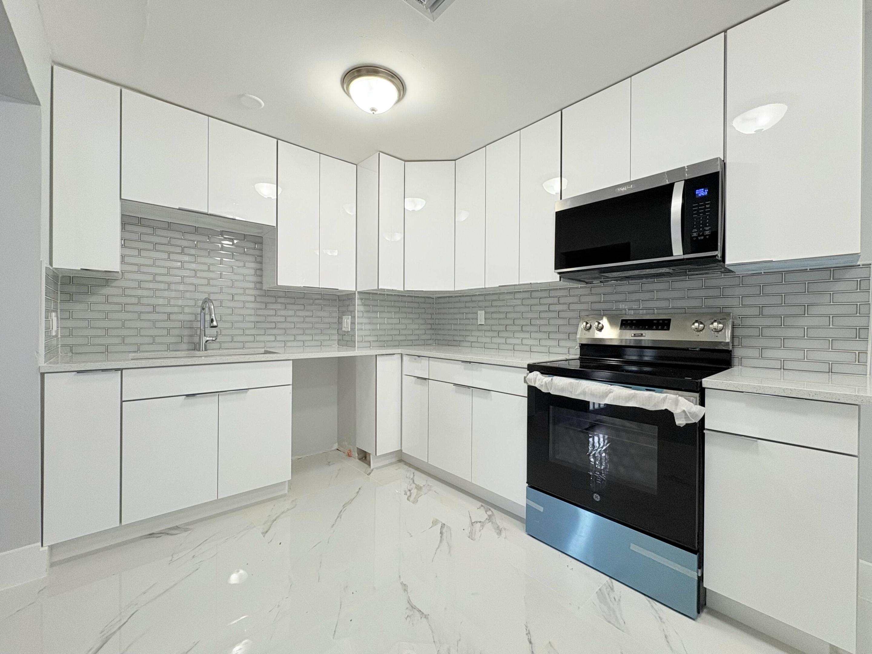 307 4th Street Property Photo 30