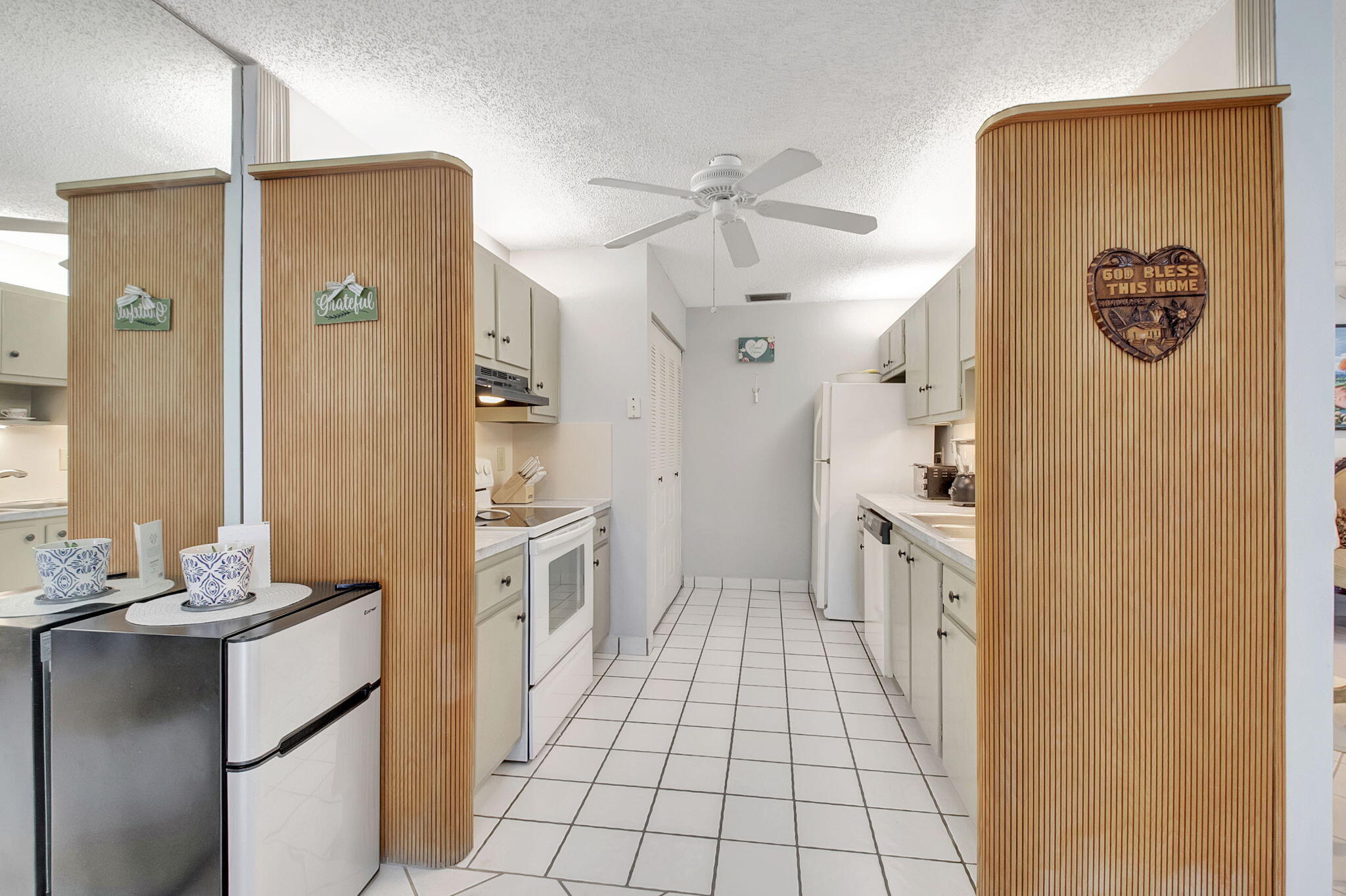 14195 Campanelli Drive Property Photo 11
