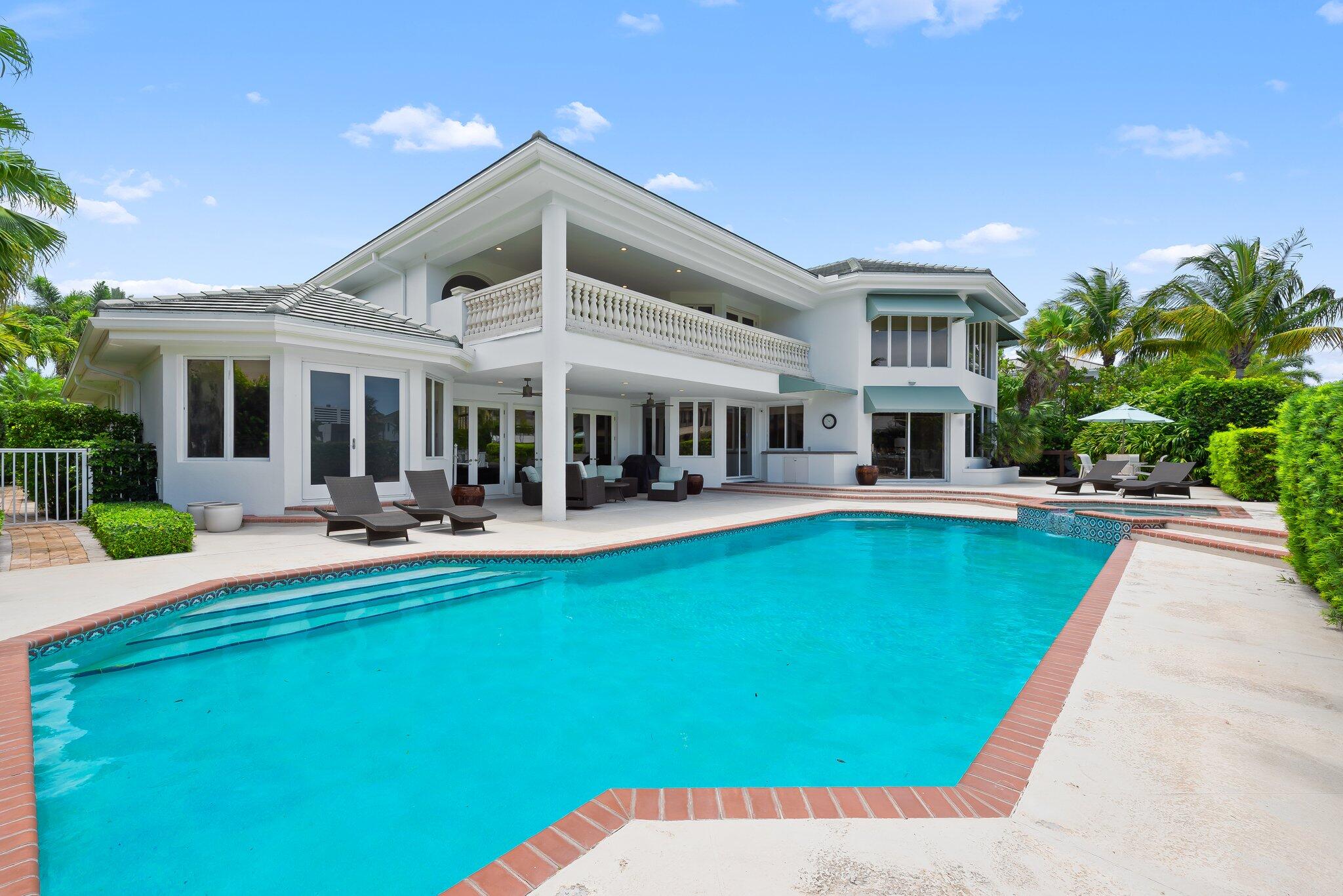 396 E Coconut Palm Road Property Photo 4