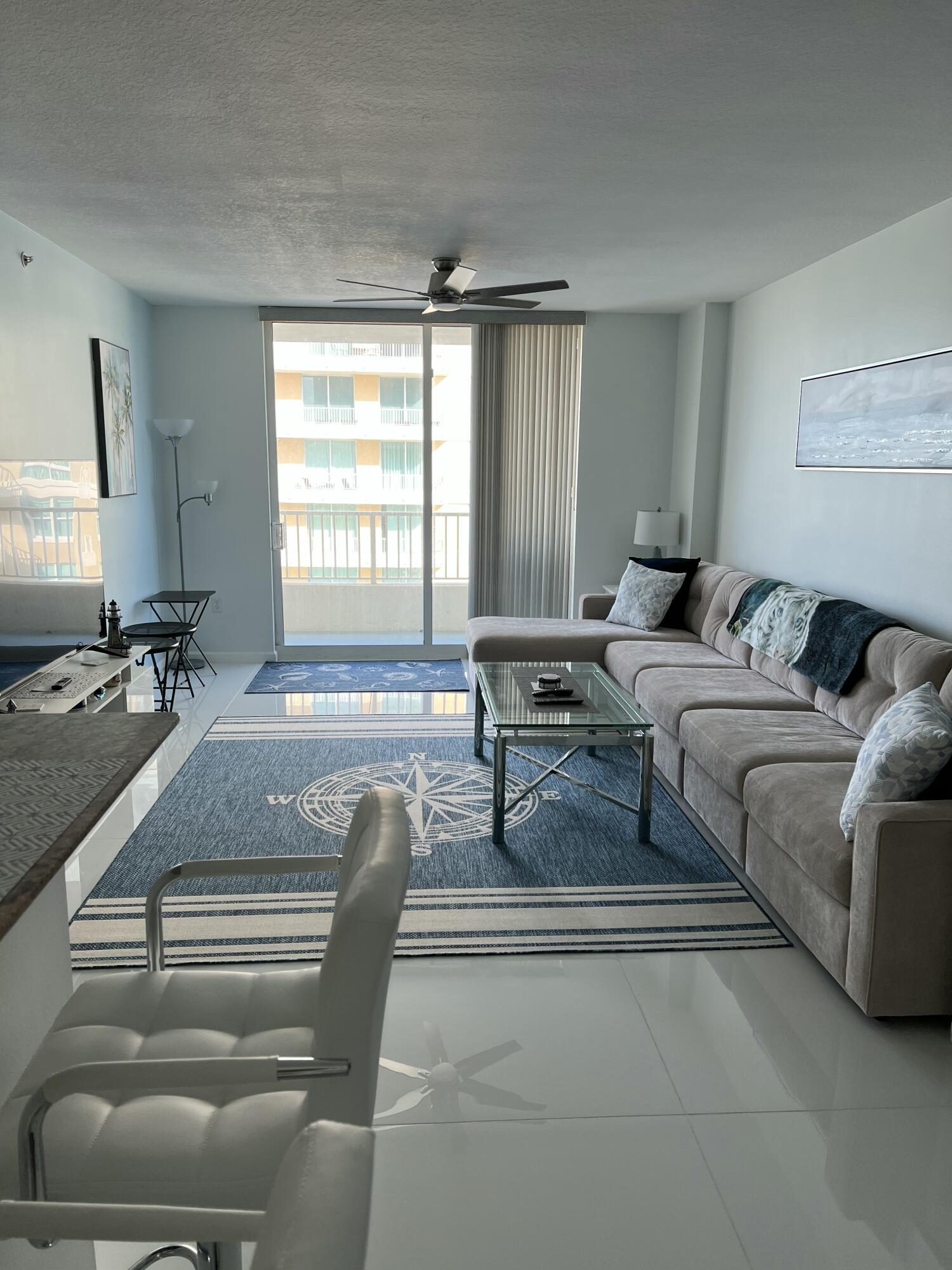 625 Casa Loma Boulevard #1209 Property Photo 6