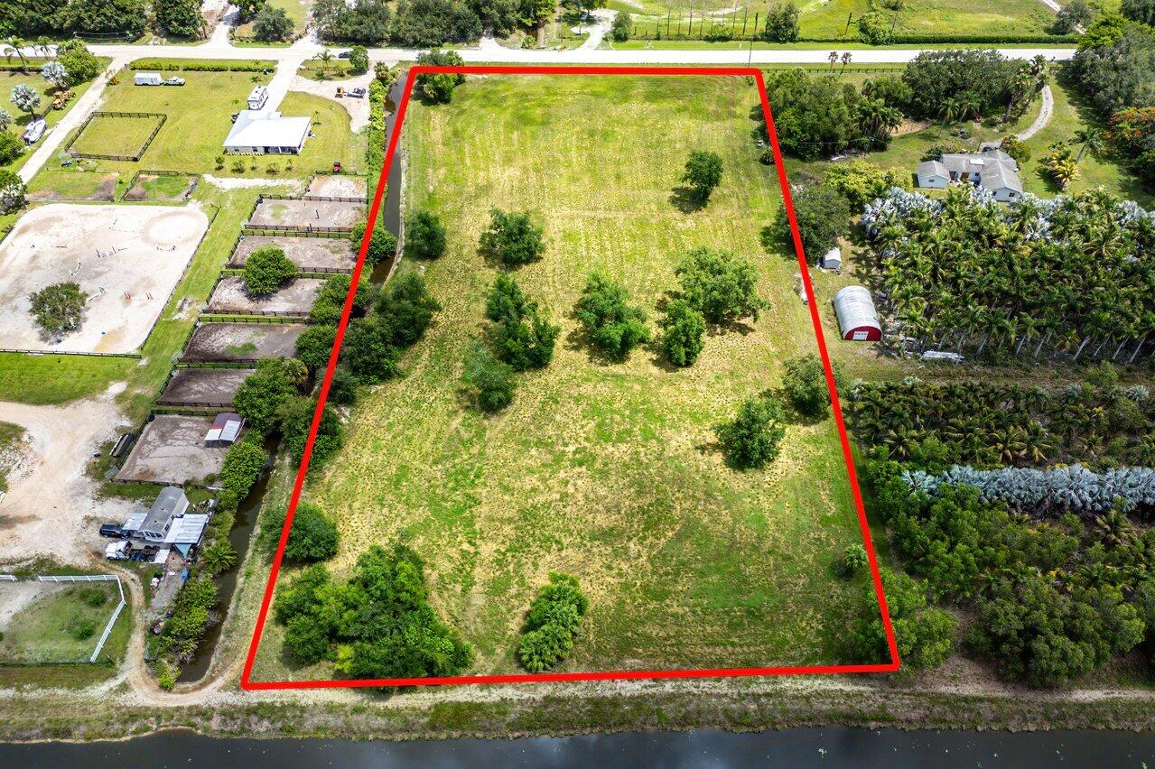 16526 Hollow Tree Lane Property Photo 2