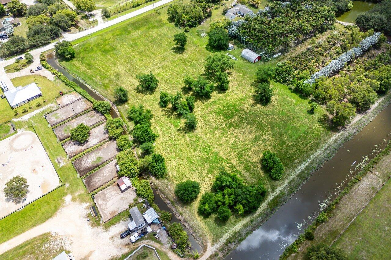 16526 Hollow Tree Lane Property Photo 7