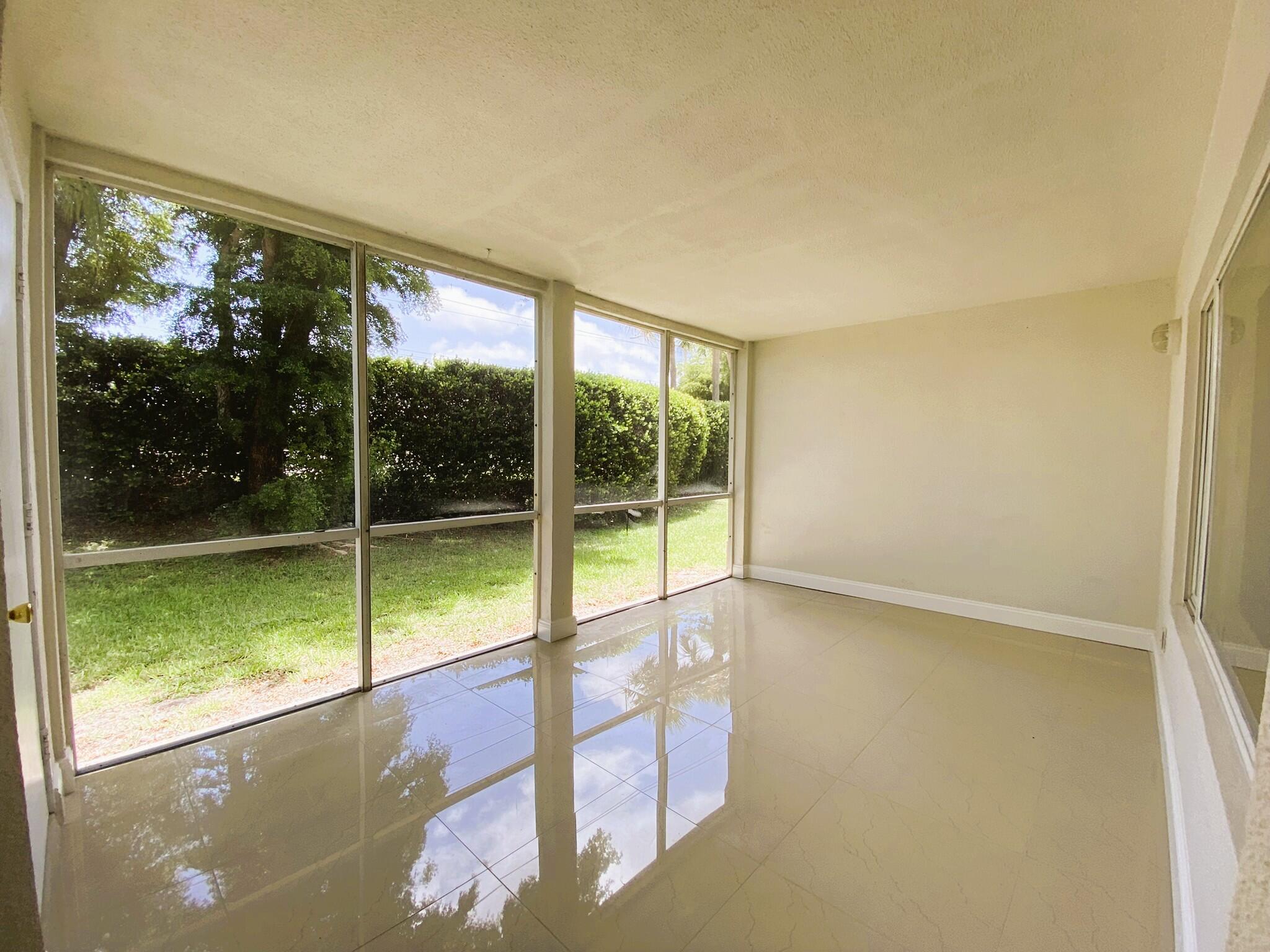 815 W Boynton Beach Boulevard 7-102 Property Photo 15