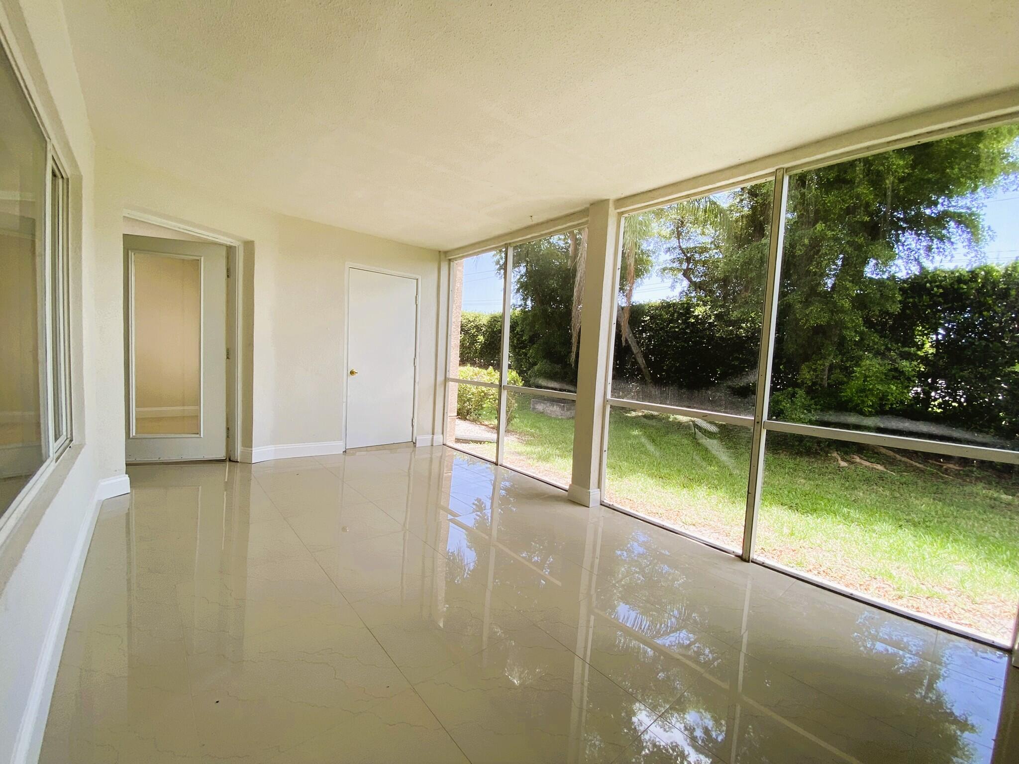 815 W Boynton Beach Boulevard 7-102 Property Photo 16