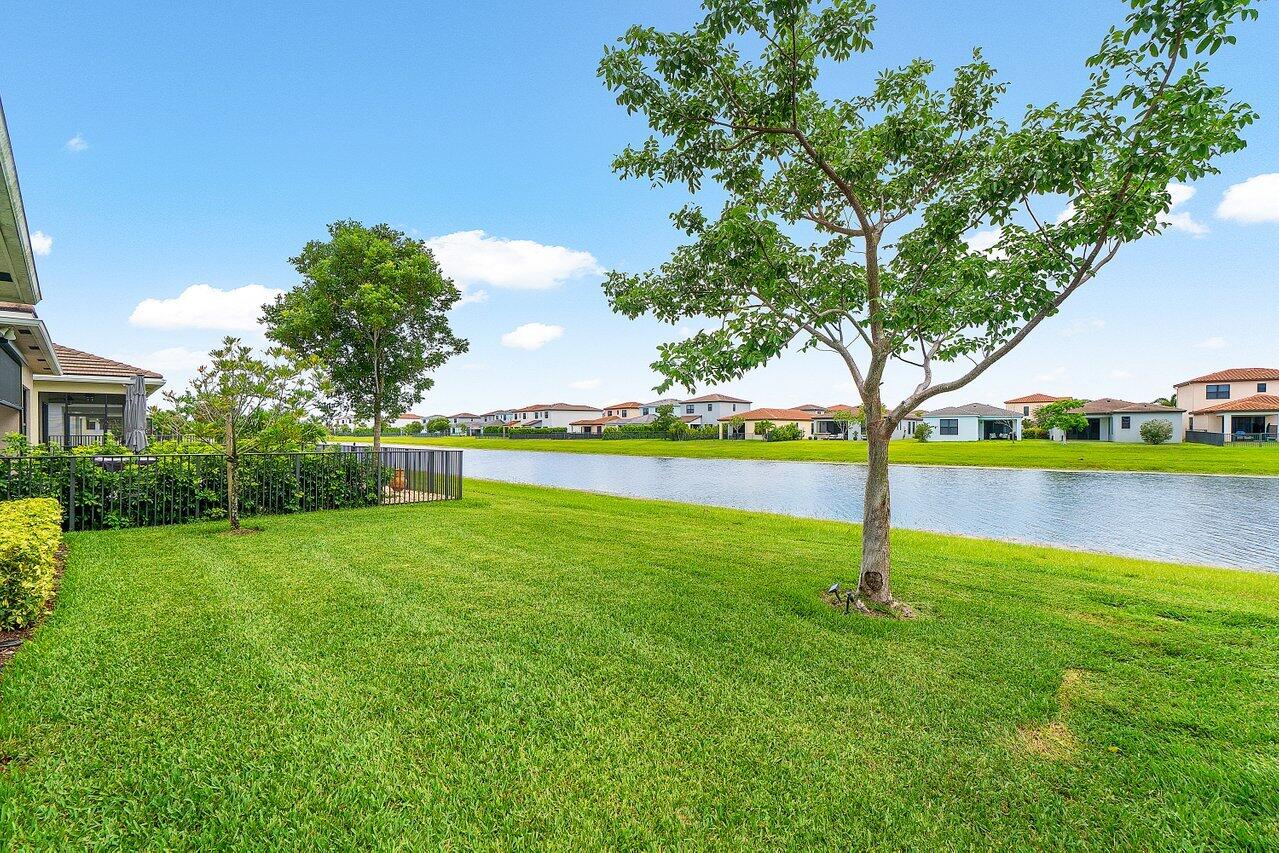 16070 Key Biscayne Lane Property Photo 27