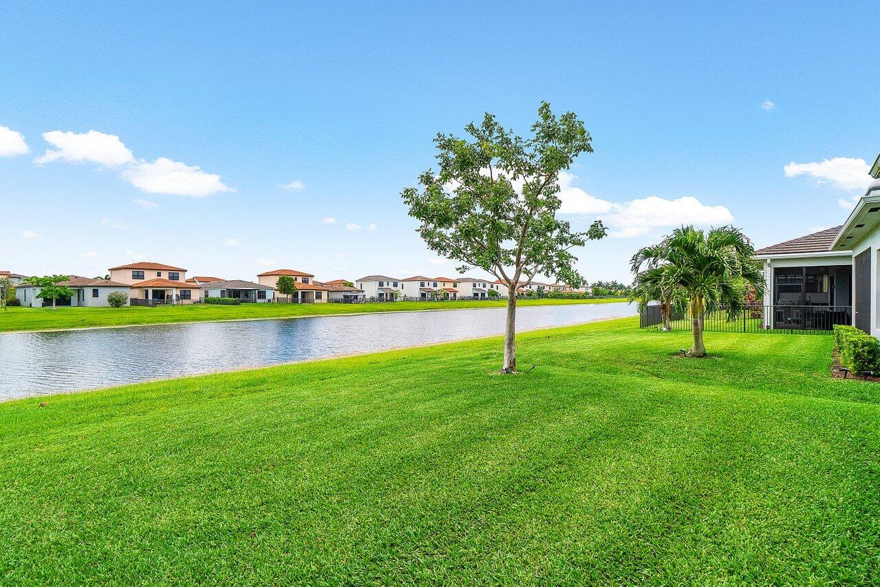 16070 Key Biscayne Lane Property Photo 28