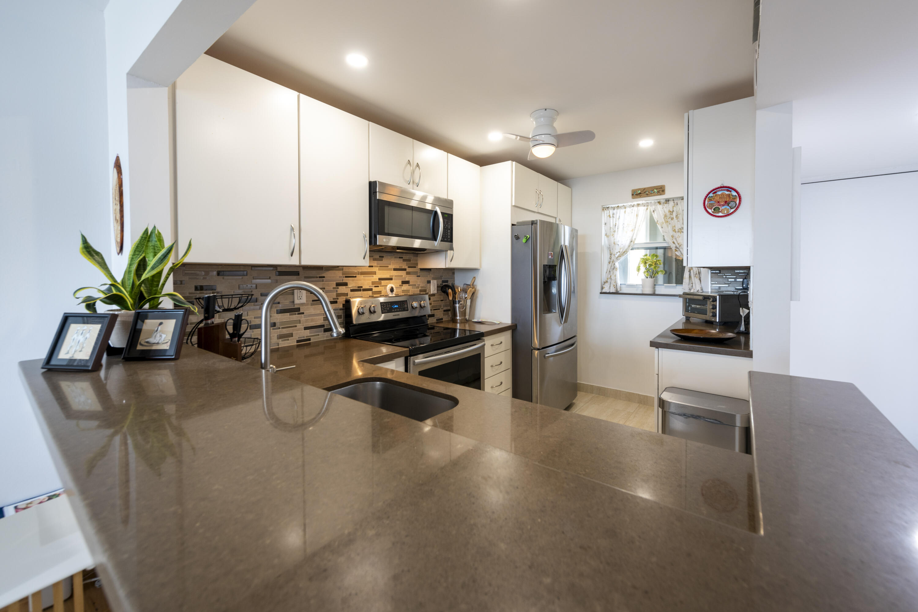 1391 S Ocean Boulevard 801 Property Photo 16