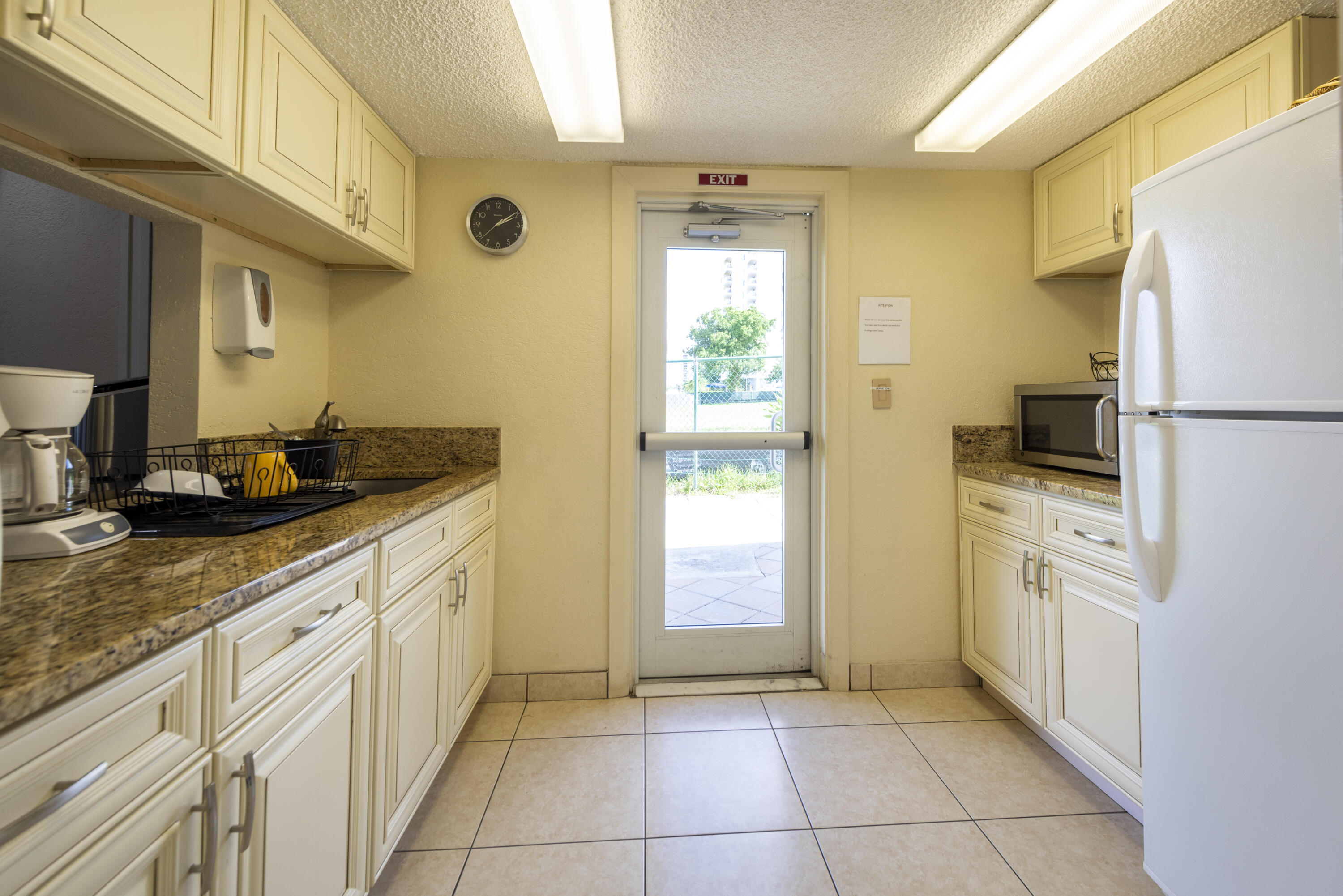 1391 S Ocean Boulevard 801 Property Photo 39