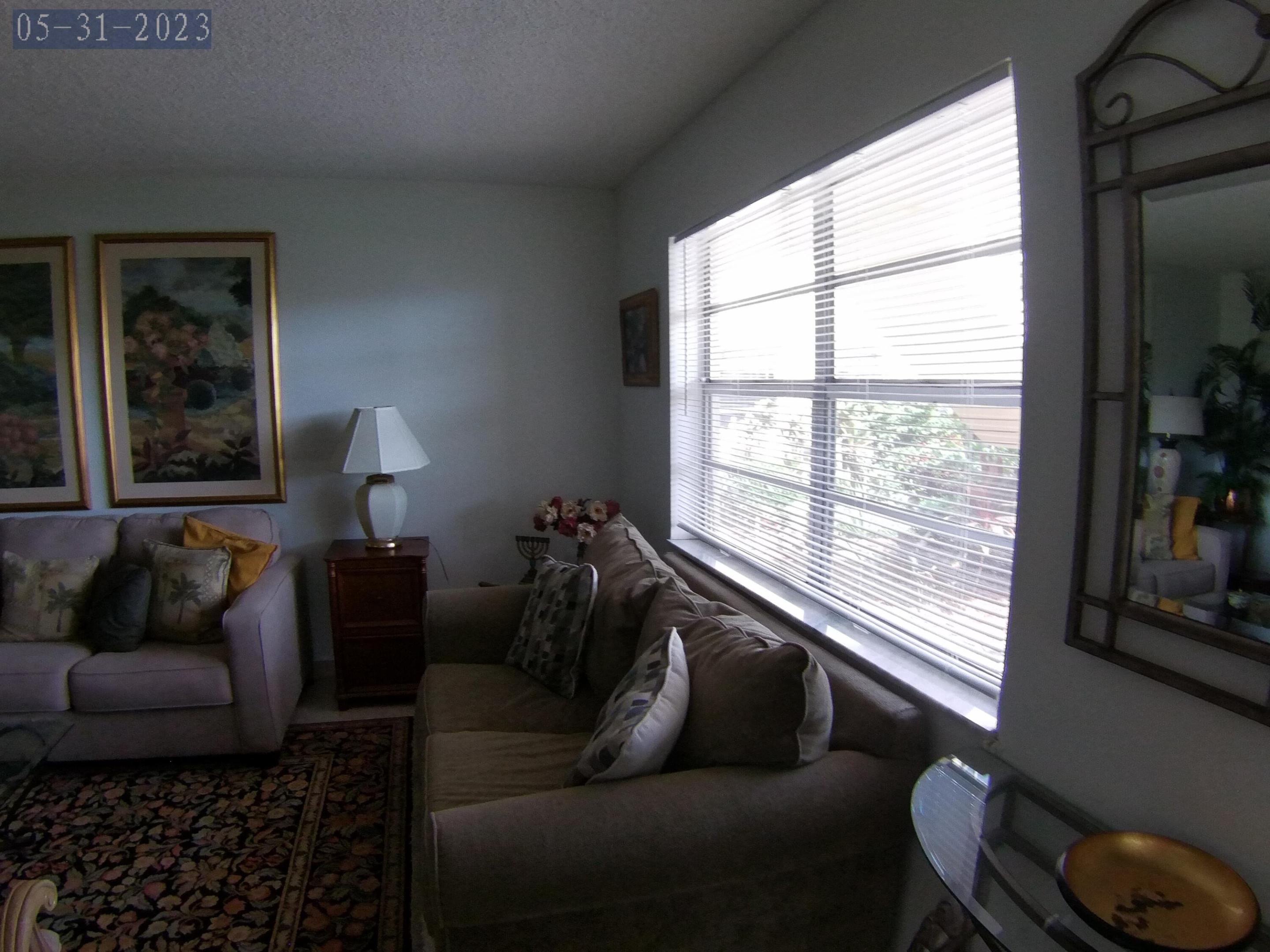 865 Flanders S Property Photo 8