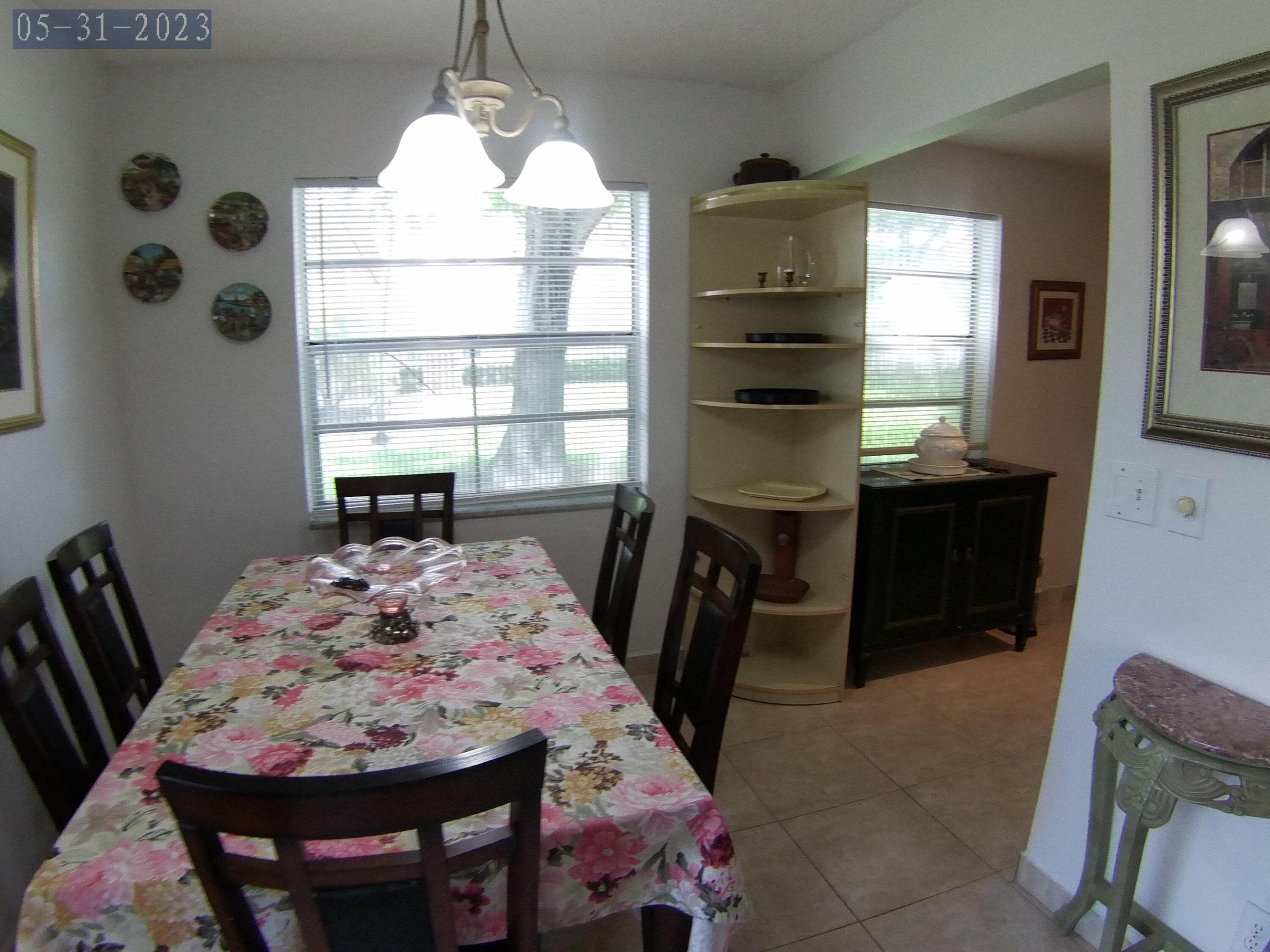 865 Flanders S Property Photo 9