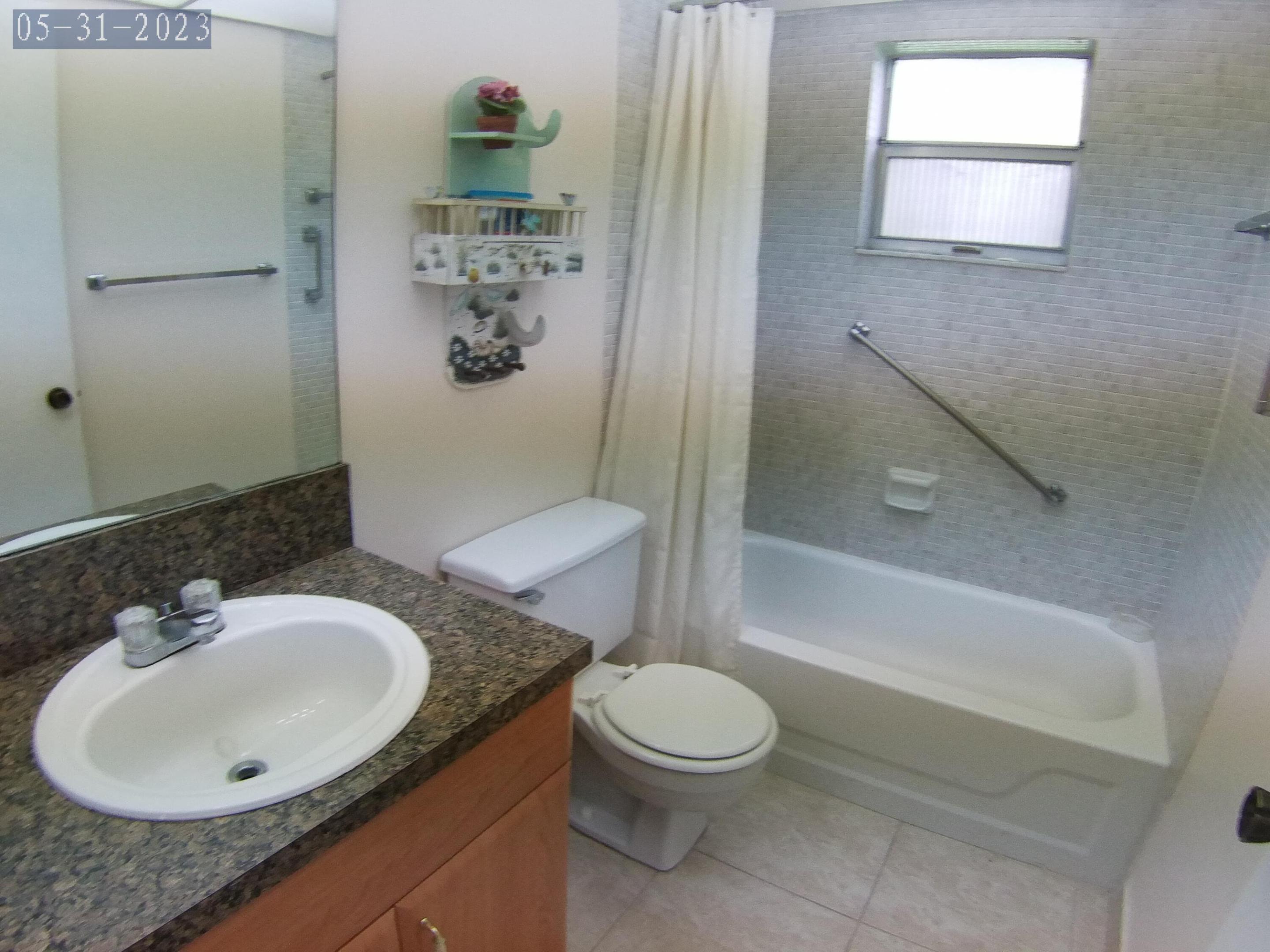 865 Flanders S Property Photo 15