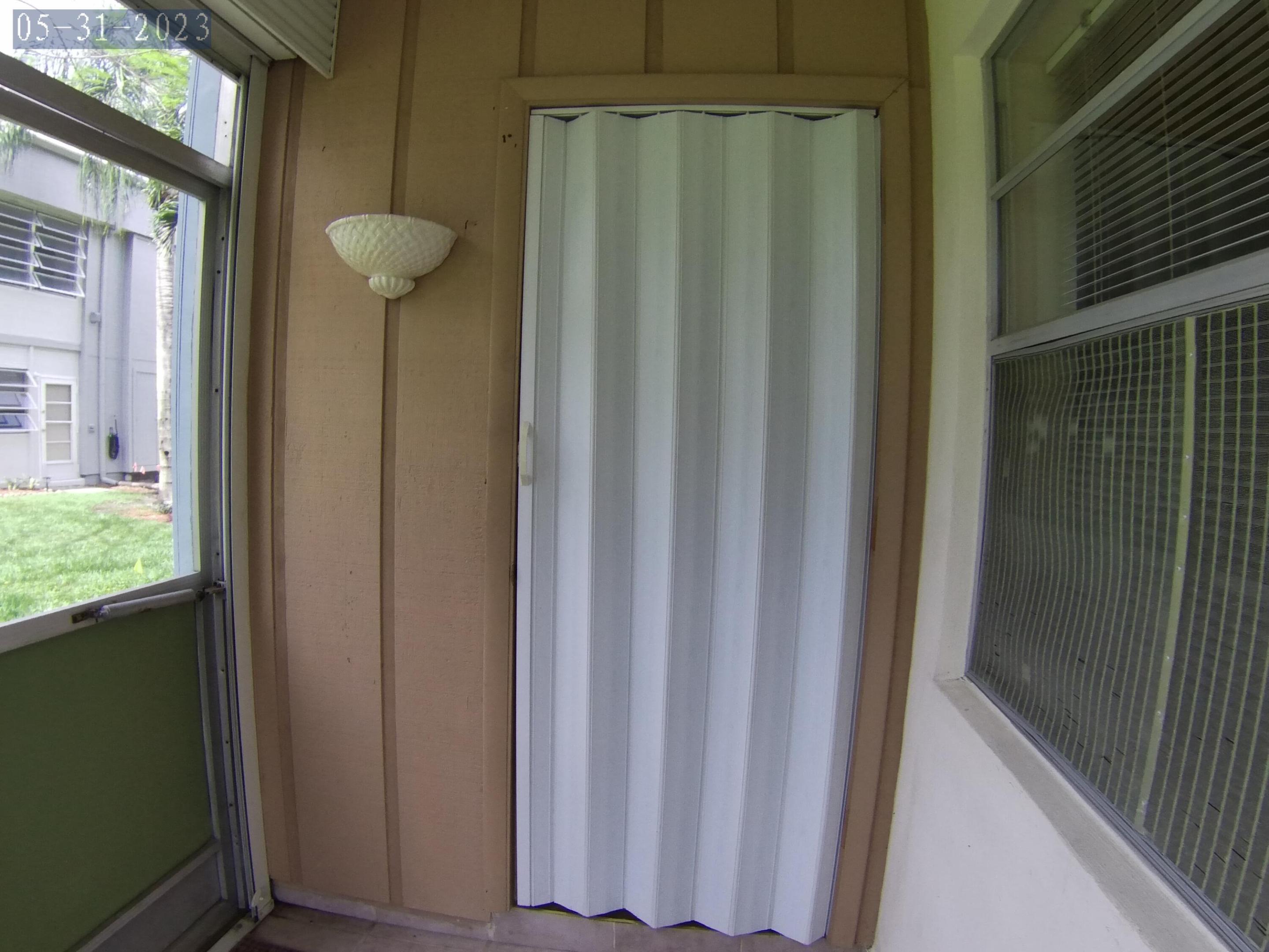 865 Flanders S Property Photo 35