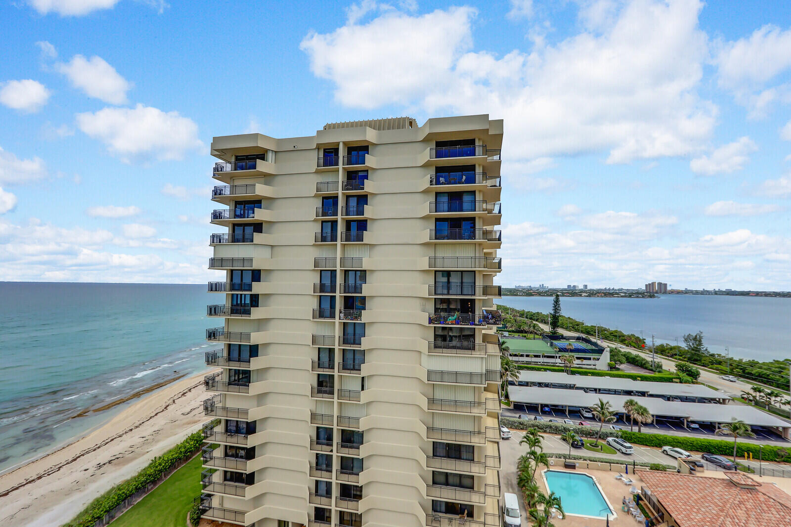 5480 N Ocean Drive A10c Property Photo 12