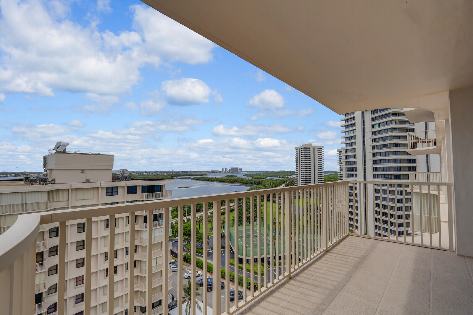 5480 N Ocean Drive A10c Property Photo 15