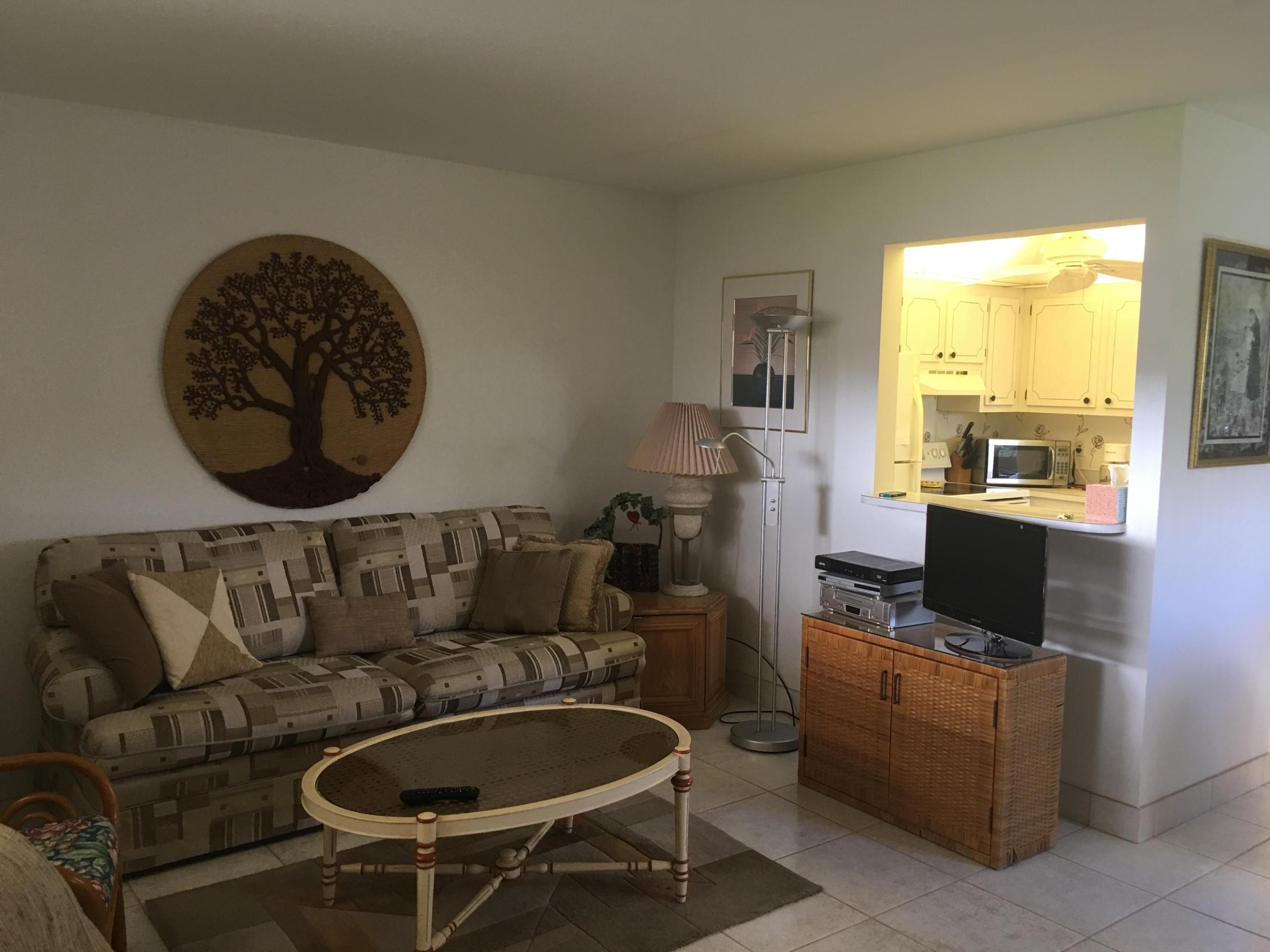99 Saxony C Property Photo 1
