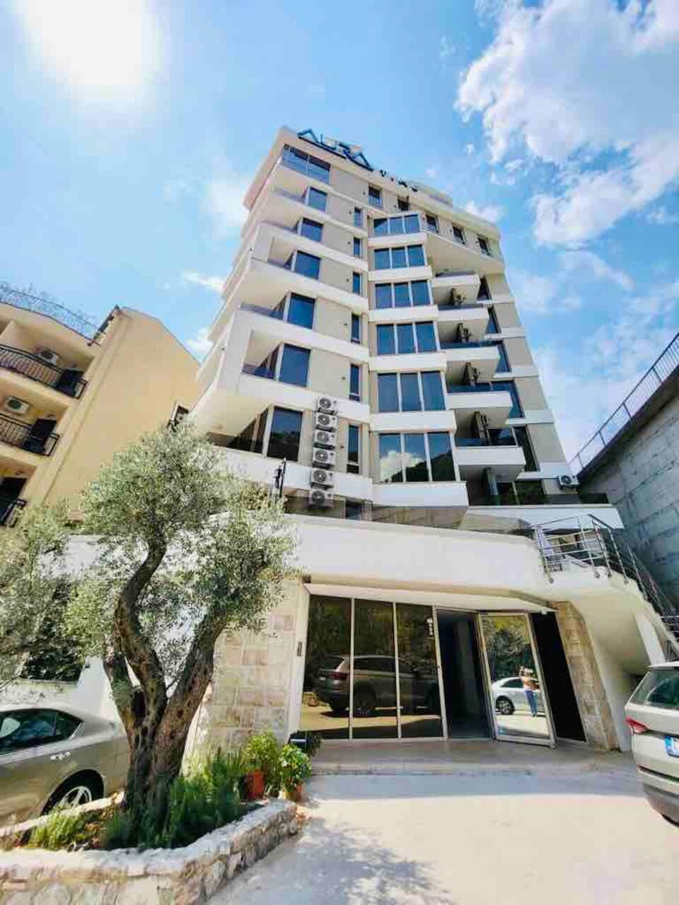 27 Vitodolska Aura Building Property Photo 1