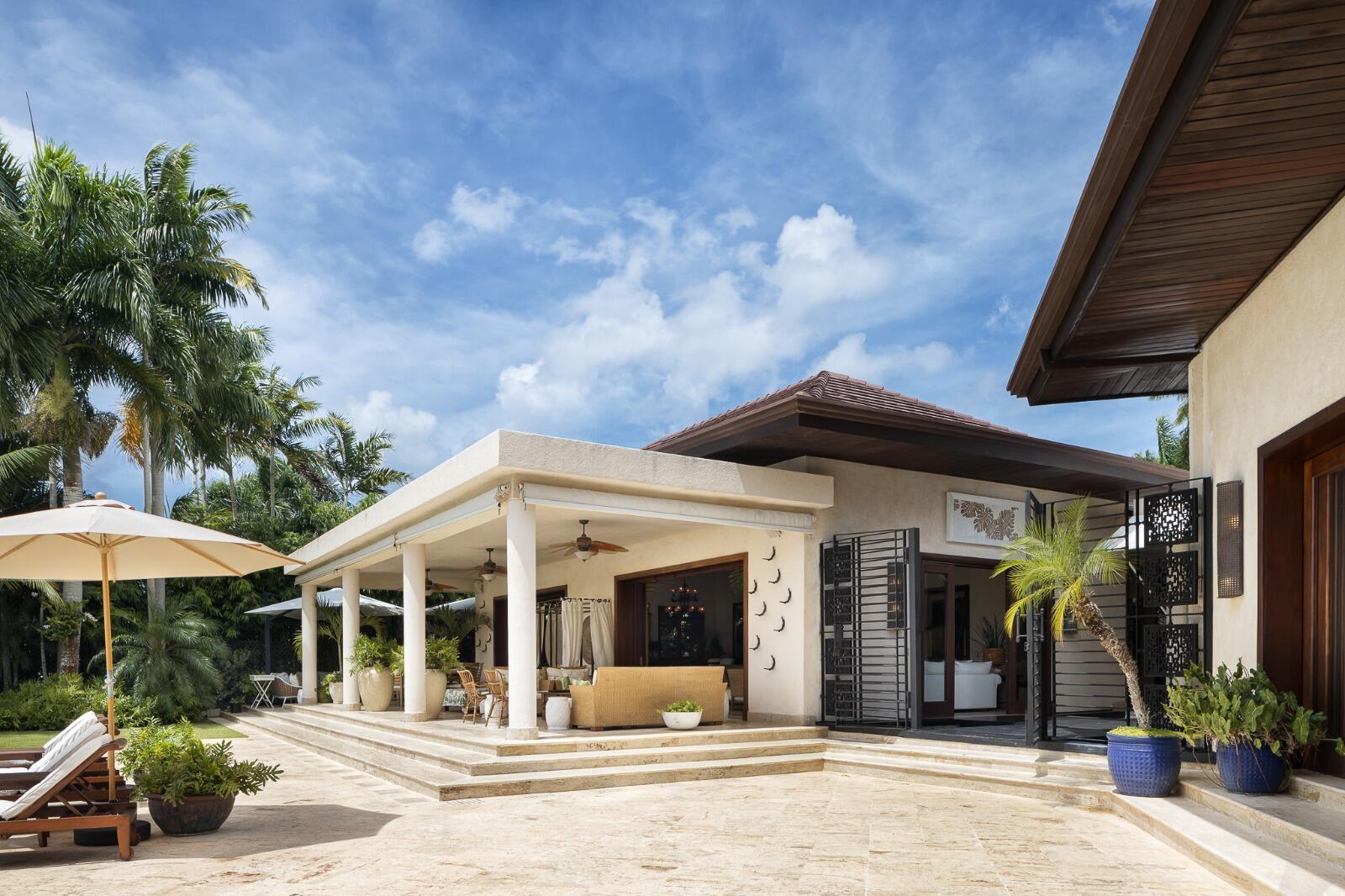 27 37 Property Photo 9